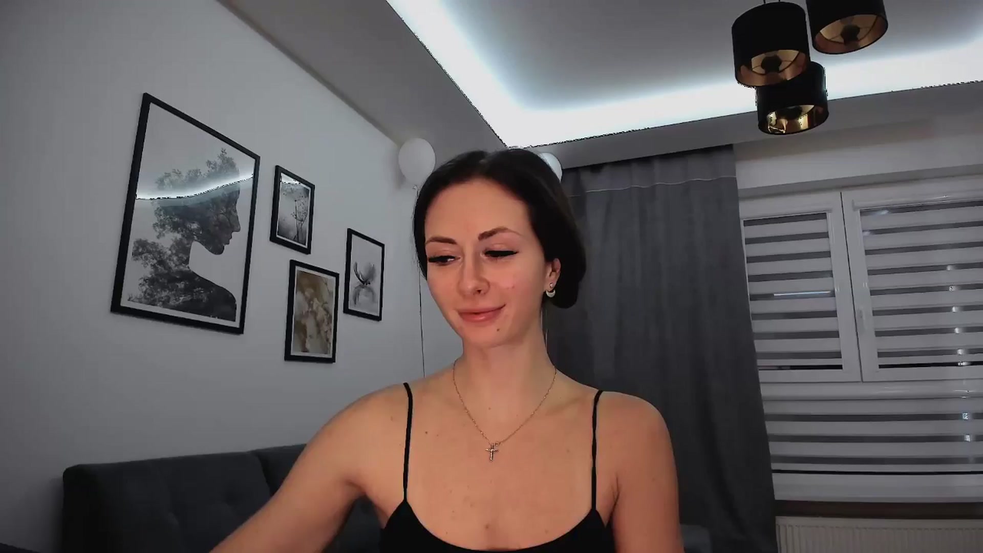Gallery image thumbnail from Amber_Fry's myfreecams stream on, 02/20/2025, 22:03 image 6 of 20