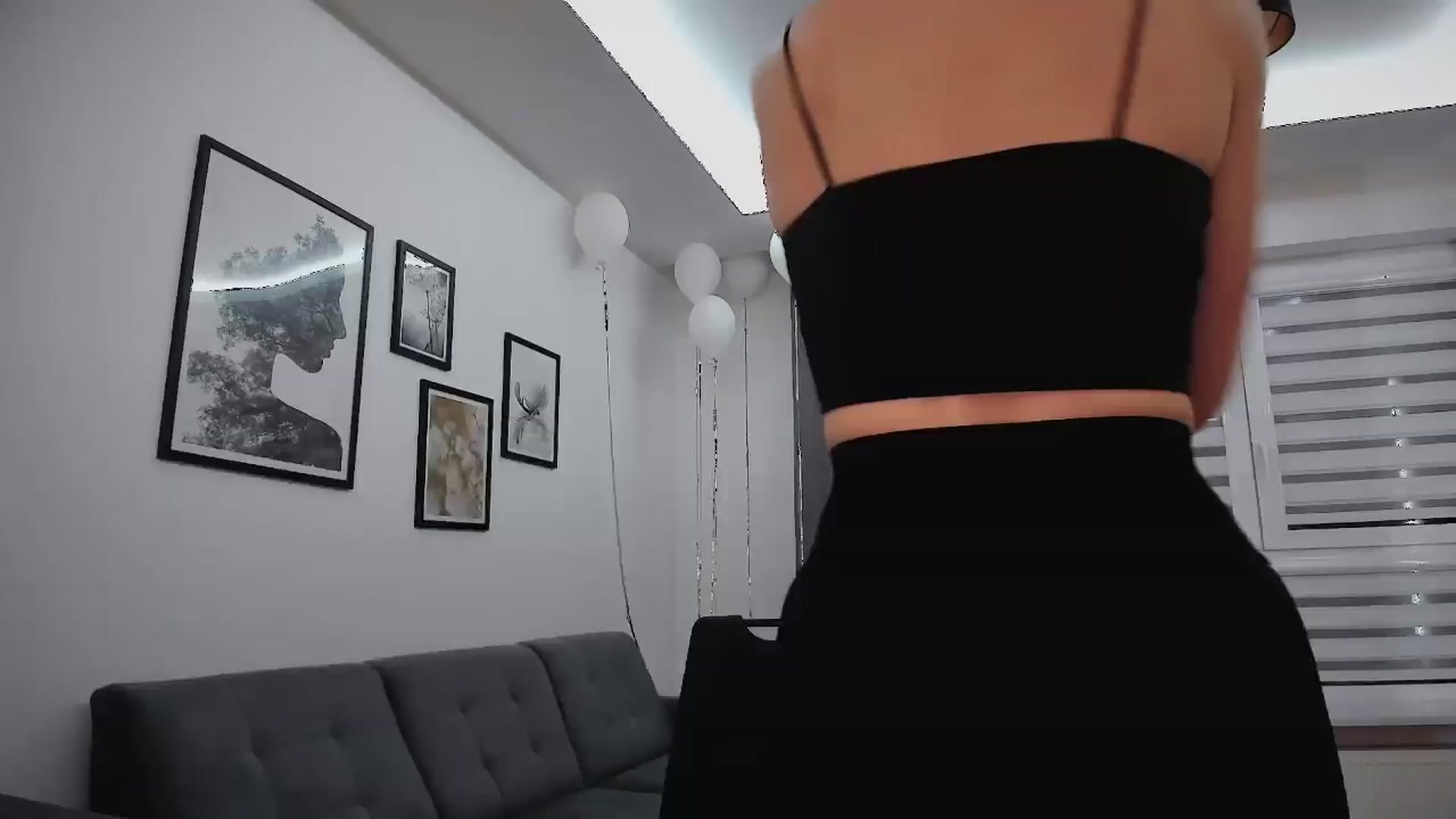 Gallery image thumbnail from Amber_Fry's myfreecams stream on, 02/20/2025, 22:03 image 14 of 20