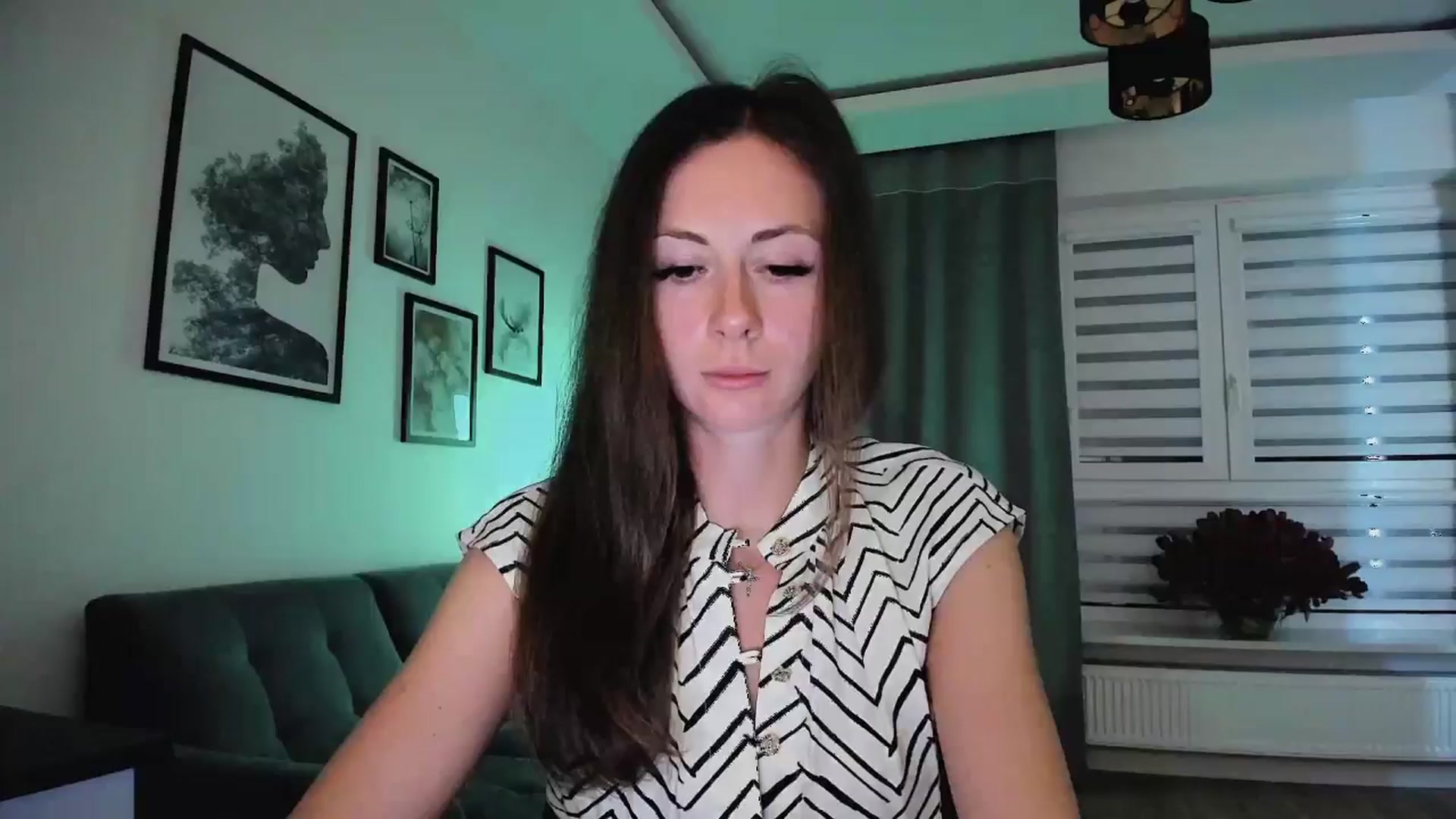 Gallery image thumbnail from Amber_Fry's myfreecams stream on, 03/09/2025, 19:03 image 4 of 20