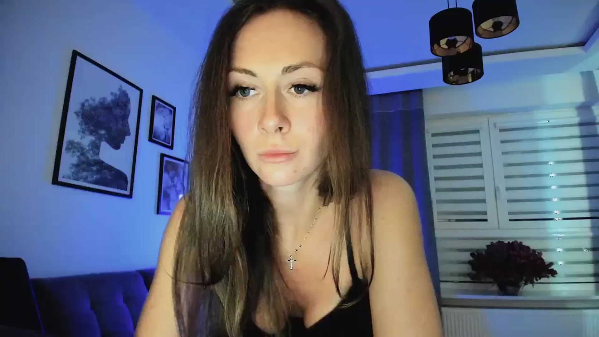 Gallery image thumbnail from Amber_Fry's myfreecams stream on, 03/09/2025, 20:27 image 1 of 20