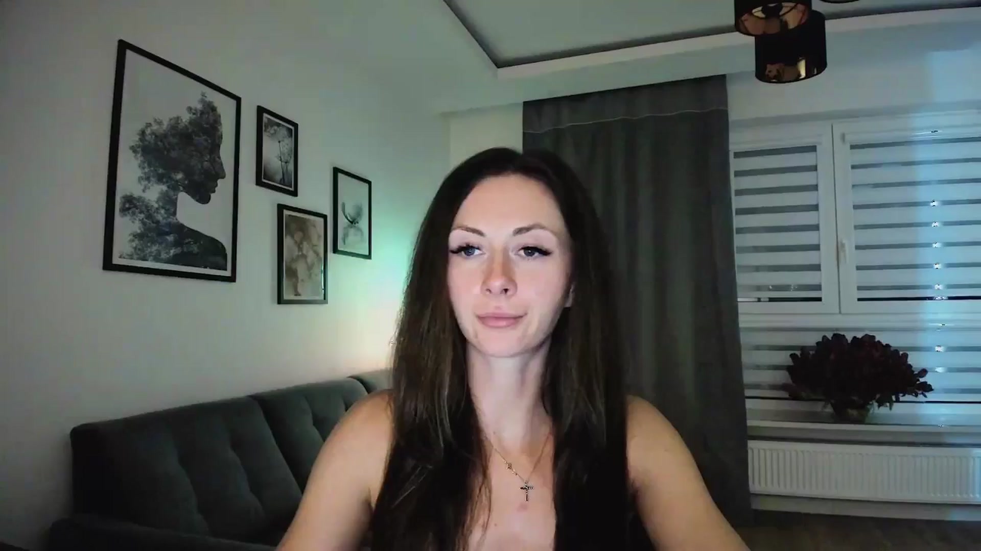 Gallery image thumbnail from Amber_Fry's myfreecams stream on, 03/10/2025, 21:43 image 4 of 20