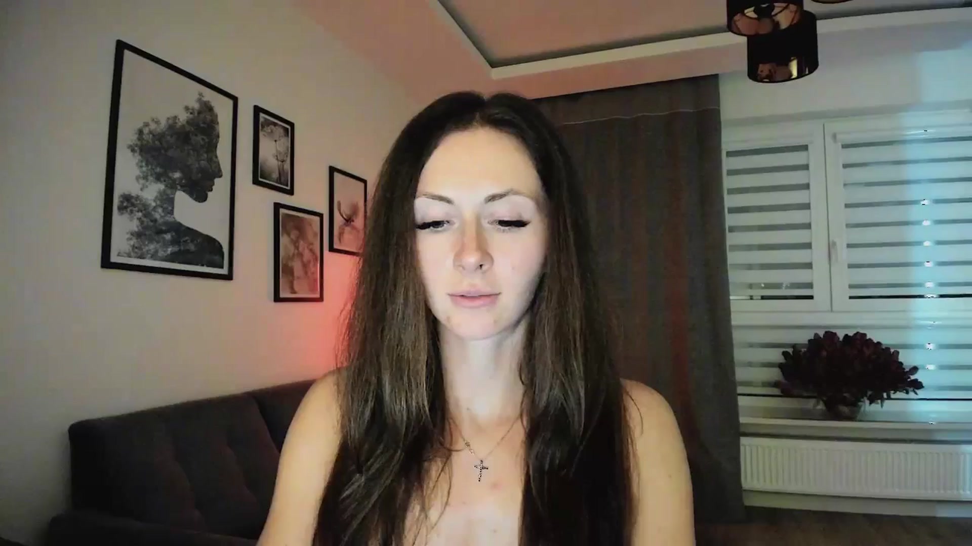 Gallery image thumbnail from Amber_Fry's myfreecams stream on, 03/10/2025, 21:43 image 19 of 20