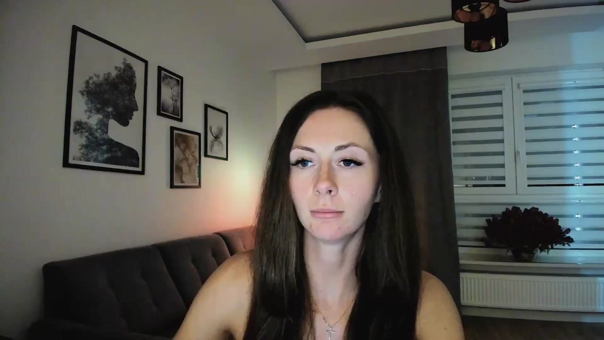 Gallery image thumbnail from Amber_Fry's myfreecams stream on, 03/10/2025, 21:43 image 3 of 20