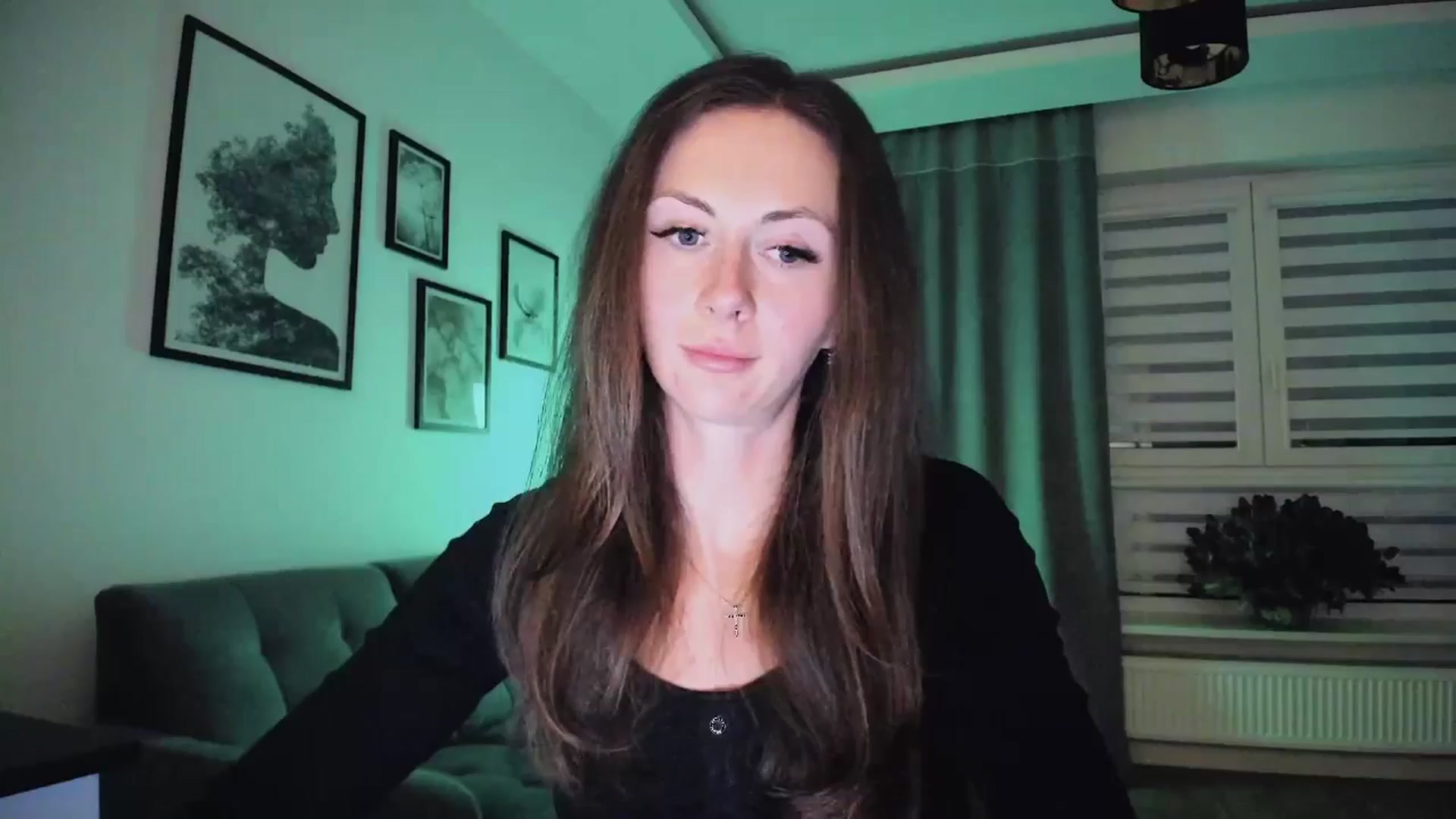 Gallery image thumbnail from Amber_Fry's myfreecams stream on, 03/11/2025, 18:59 image 15 of 20