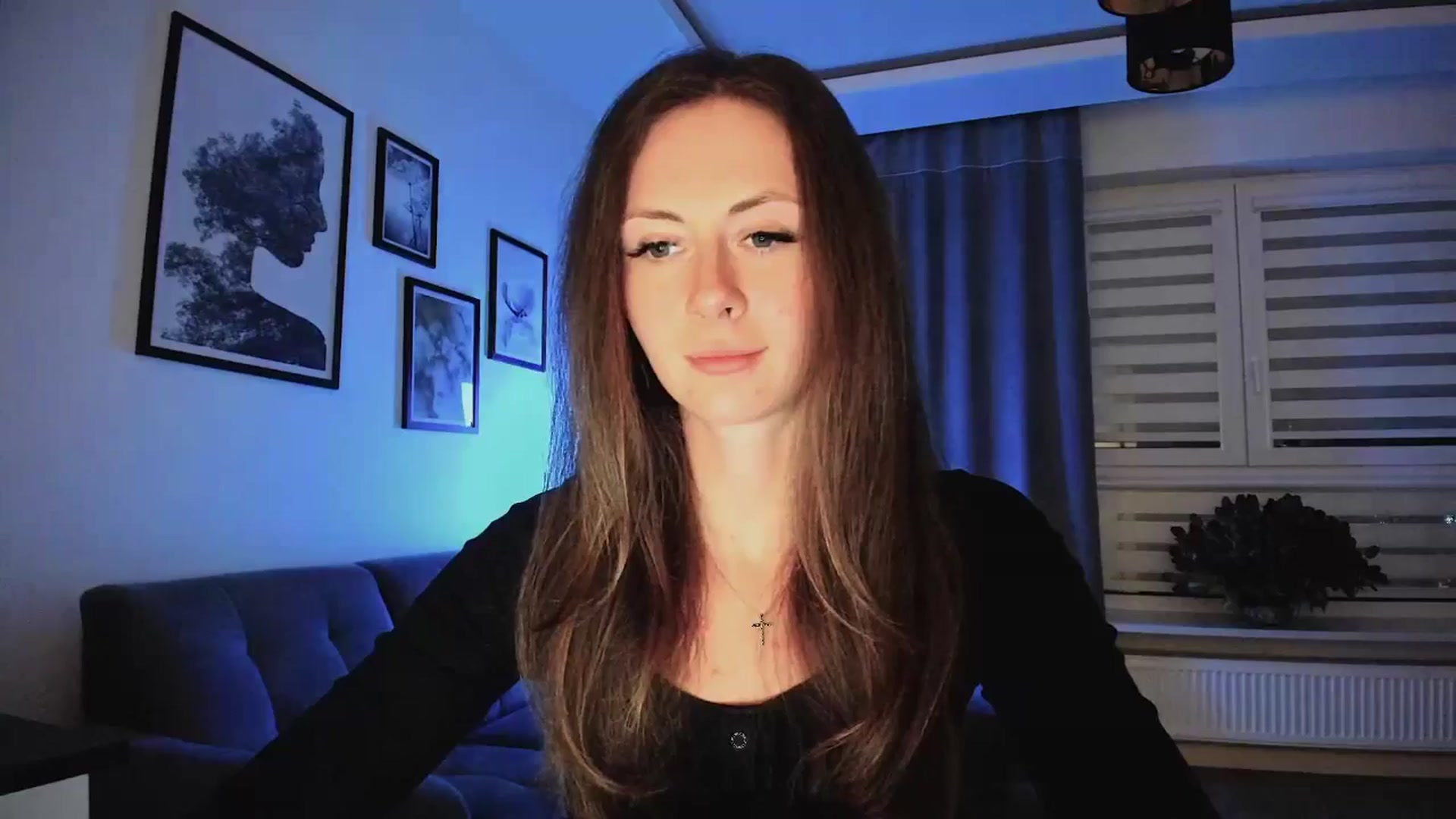 Gallery image thumbnail from Amber_Fry's myfreecams stream on, 03/11/2025, 18:59 image 14 of 20