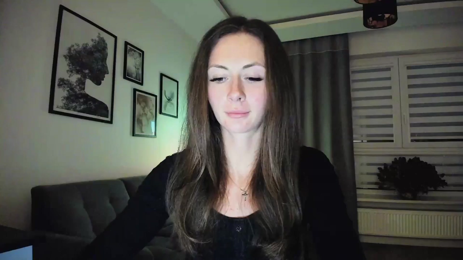 Gallery image thumbnail from Amber_Fry's myfreecams stream on, 03/11/2025, 18:59 image 16 of 20