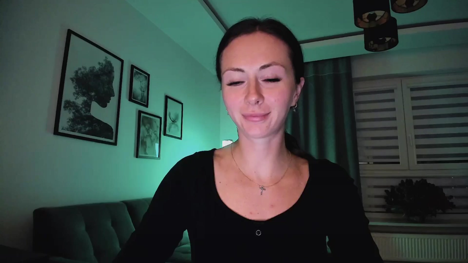 Gallery image thumbnail from Amber_Fry's myfreecams stream on, 03/11/2025, 19:55 image 17 of 20