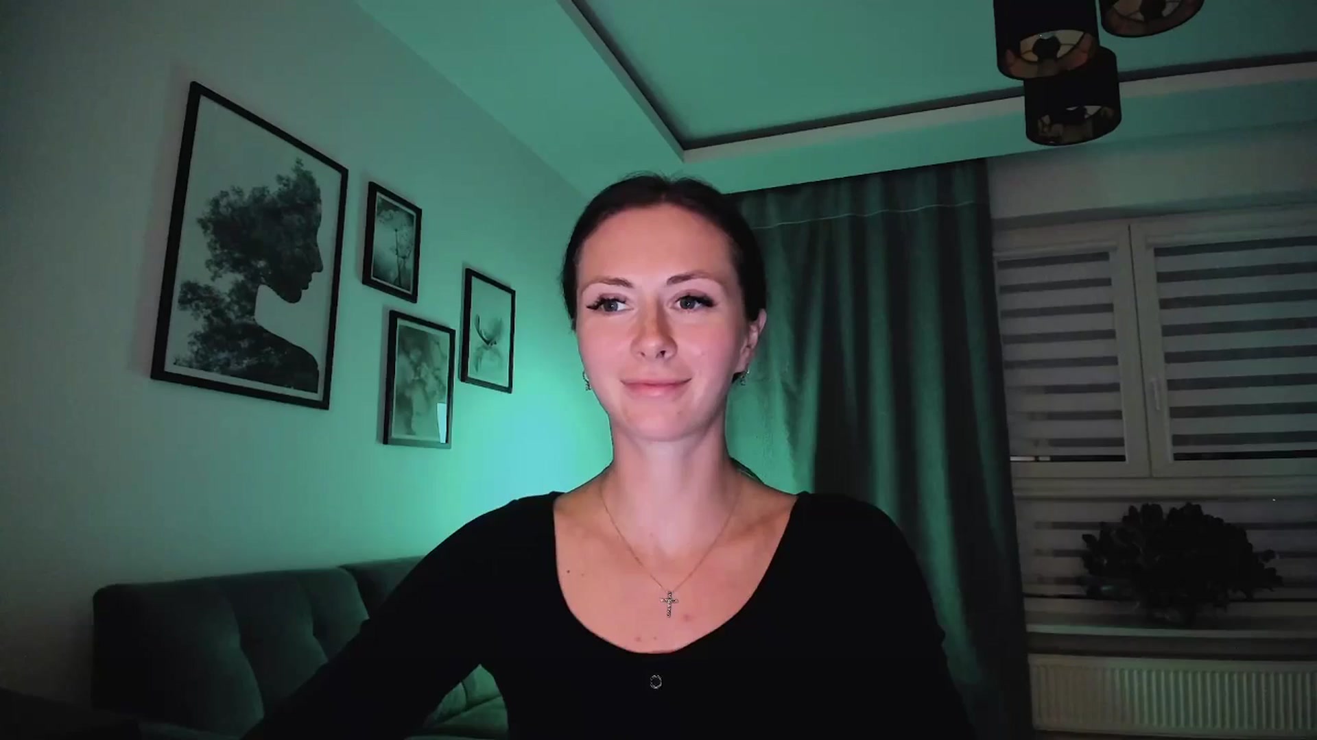 Gallery image thumbnail from Amber_Fry's myfreecams stream on, 03/11/2025, 20:21 image 1 of 20