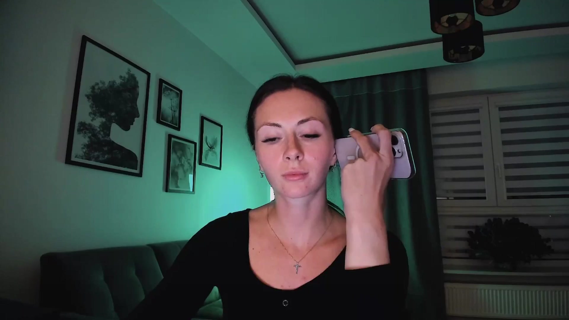 Gallery image thumbnail from Amber_Fry's myfreecams stream on, 03/11/2025, 20:21 image 11 of 20