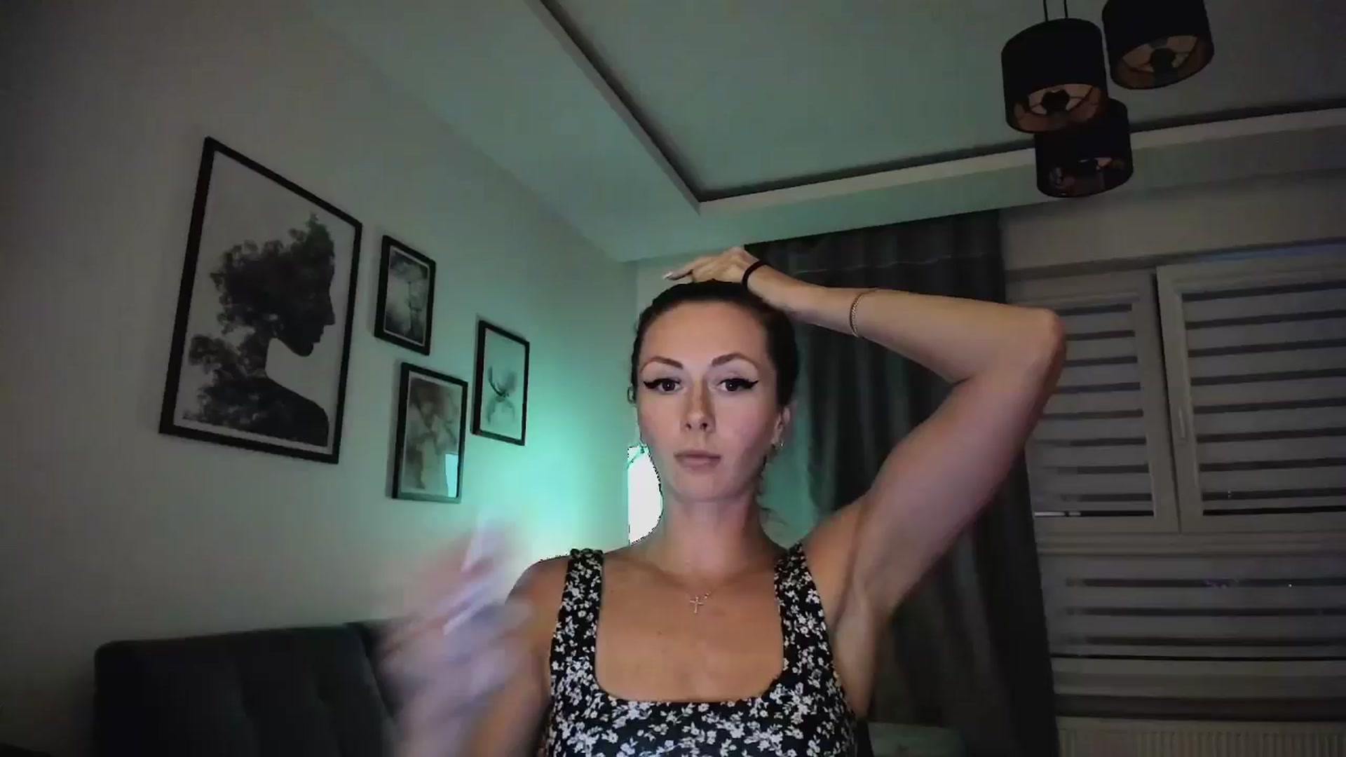 Gallery image thumbnail from Amber_Fry's myfreecams stream on, 03/12/2025, 19:02 image 17 of 20