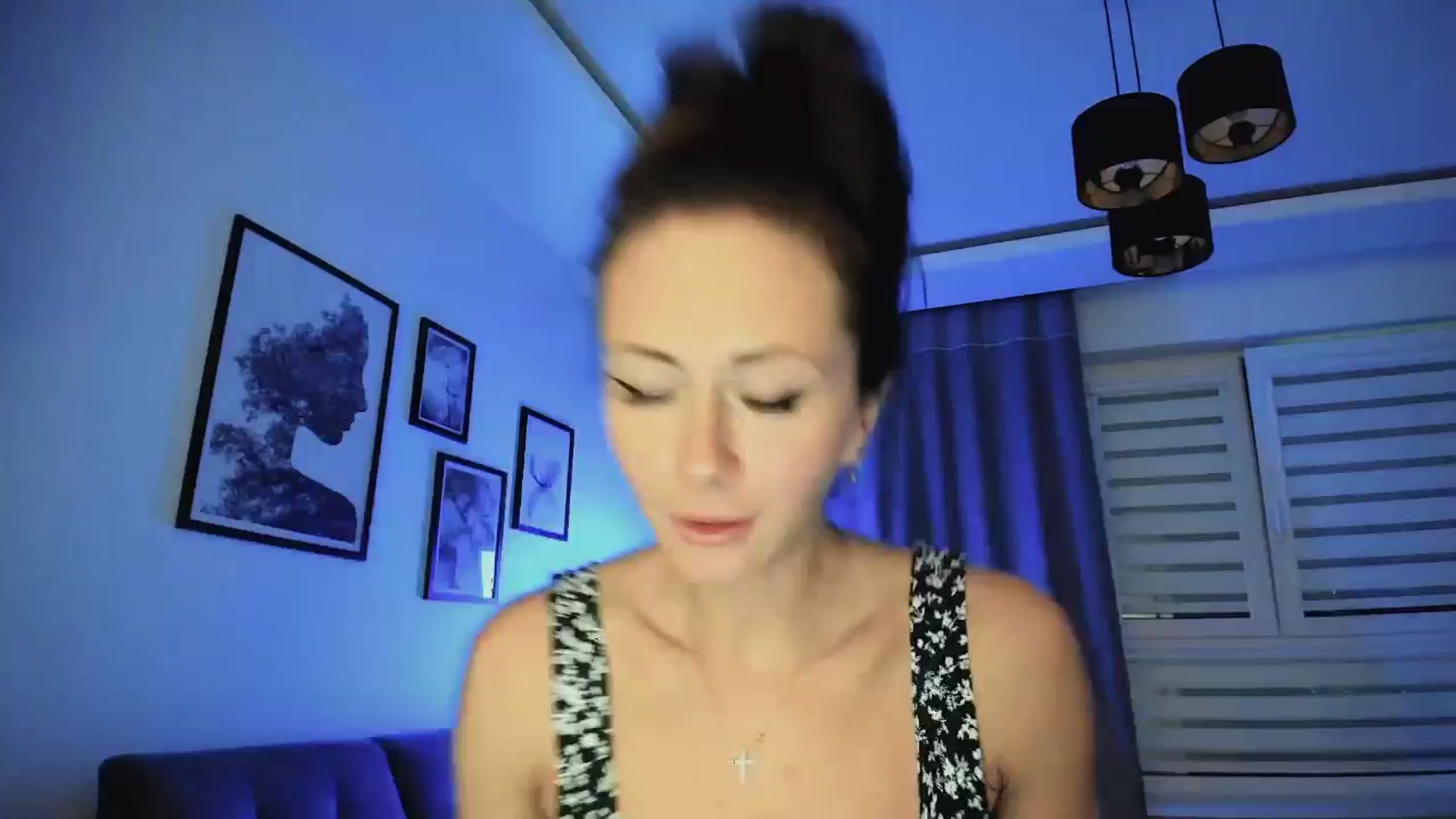 Gallery image thumbnail from Amber_Fry's myfreecams stream on, 03/12/2025, 19:02 image 12 of 20