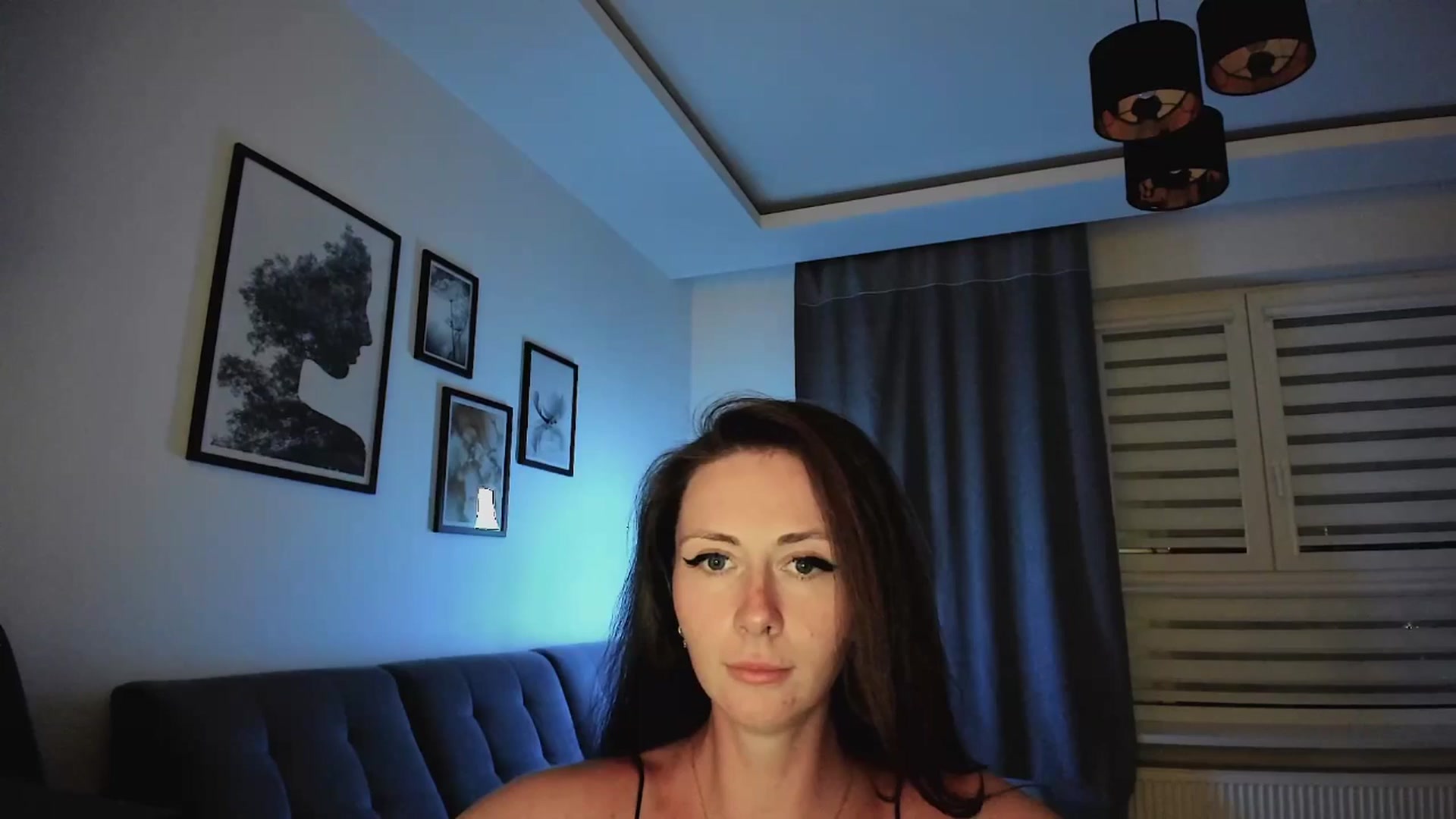 Gallery image thumbnail from Amber_Fry's myfreecams stream on, 03/17/2025, 20:07 image 12 of 20
