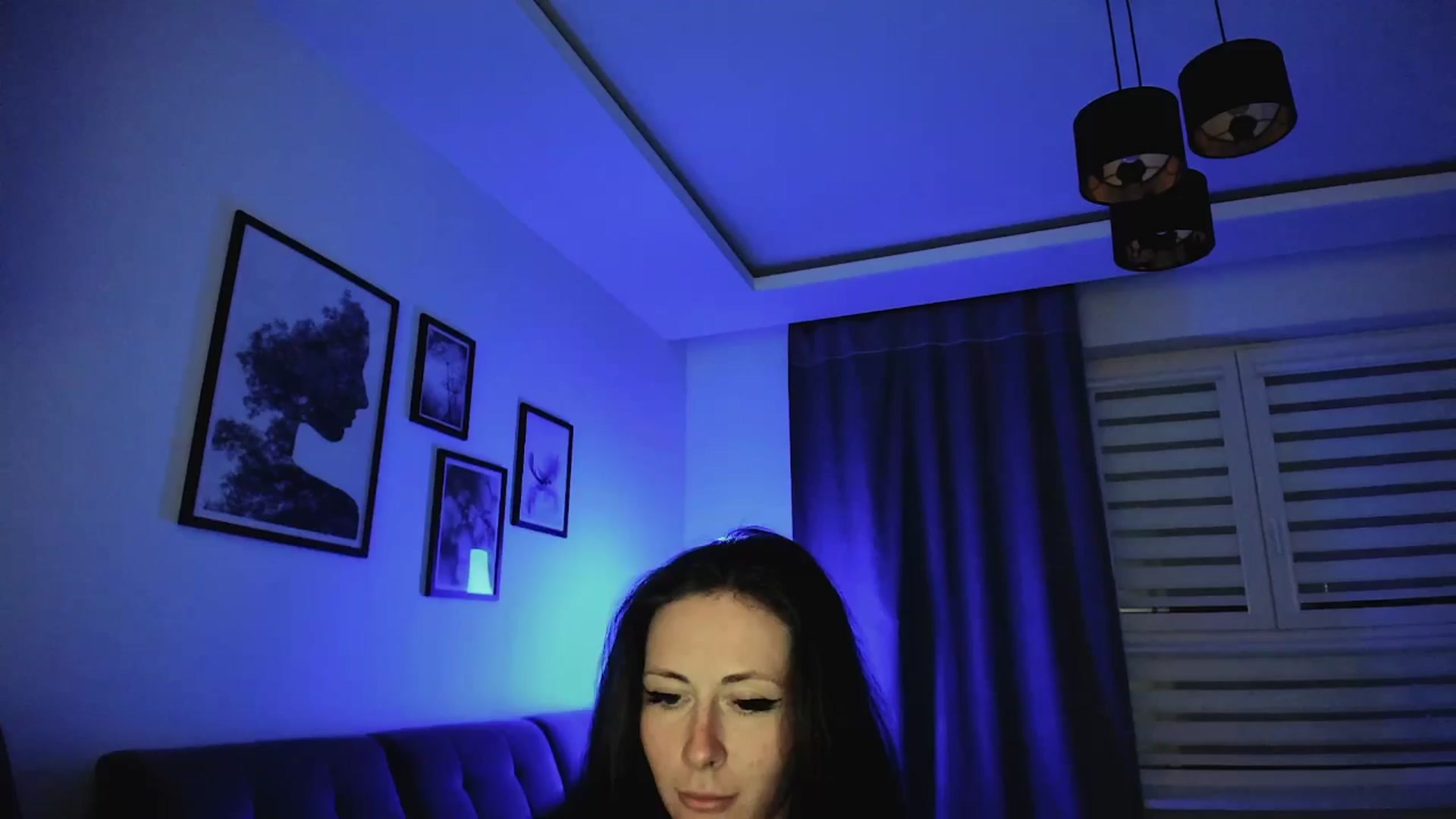 Gallery image thumbnail from Amber_Fry's myfreecams stream on, 03/17/2025, 20:07 image 17 of 20