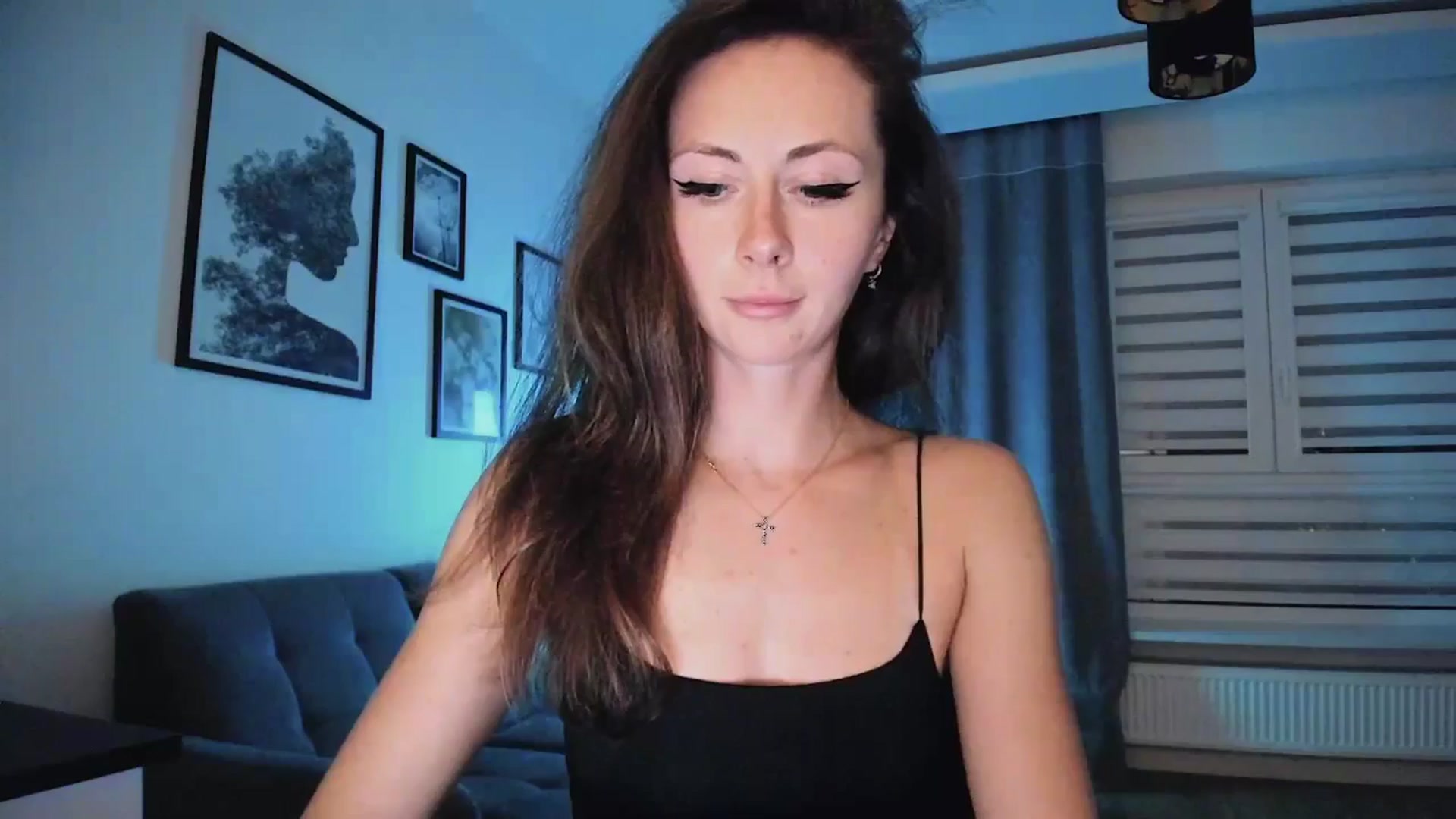 Gallery image thumbnail from Amber_Fry's myfreecams stream on, 03/17/2025, 20:07 image 5 of 20