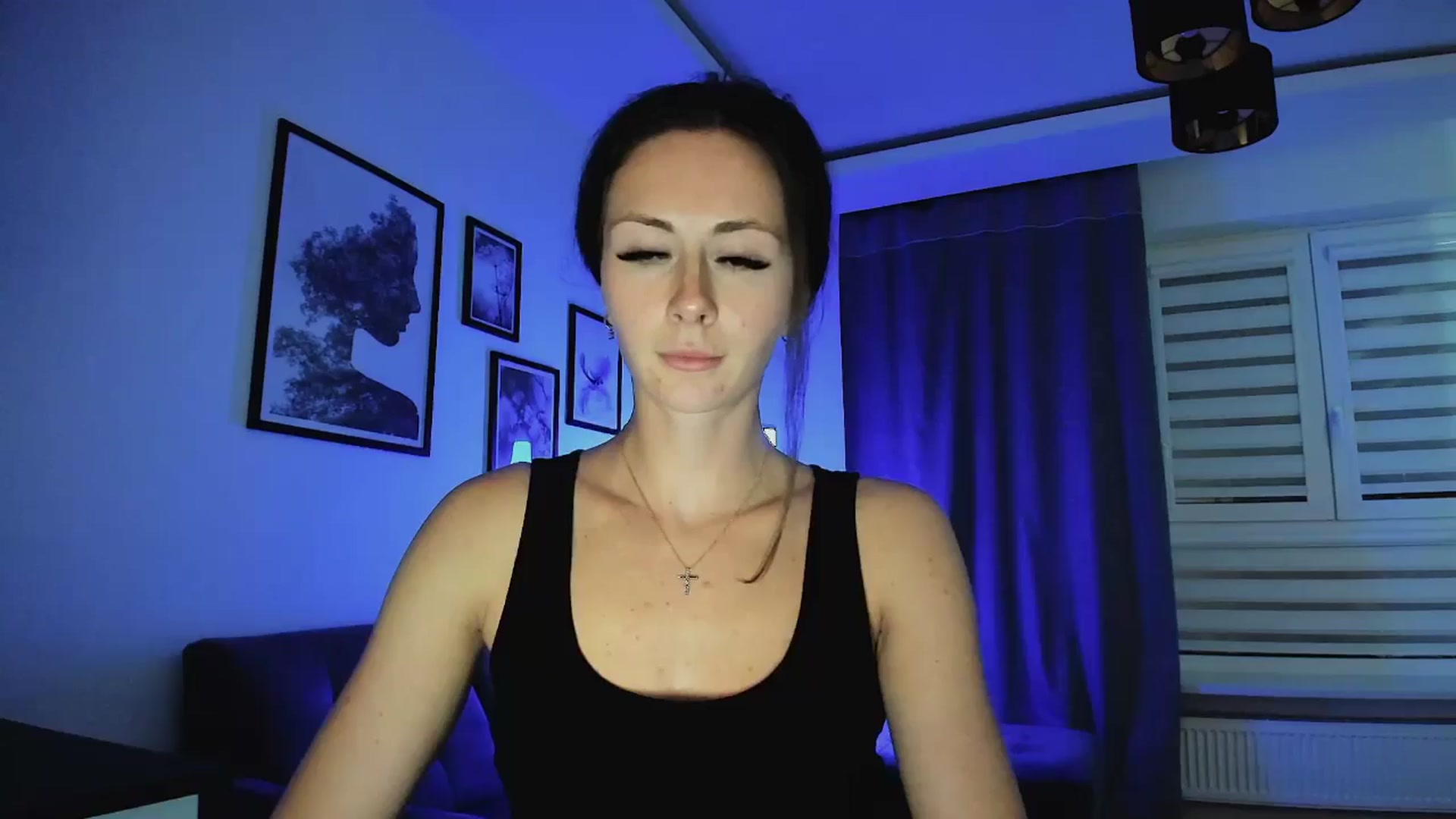 Gallery image thumbnail from Amber_Fry's myfreecams stream on, 03/20/2025, 18:46 image 13 of 20