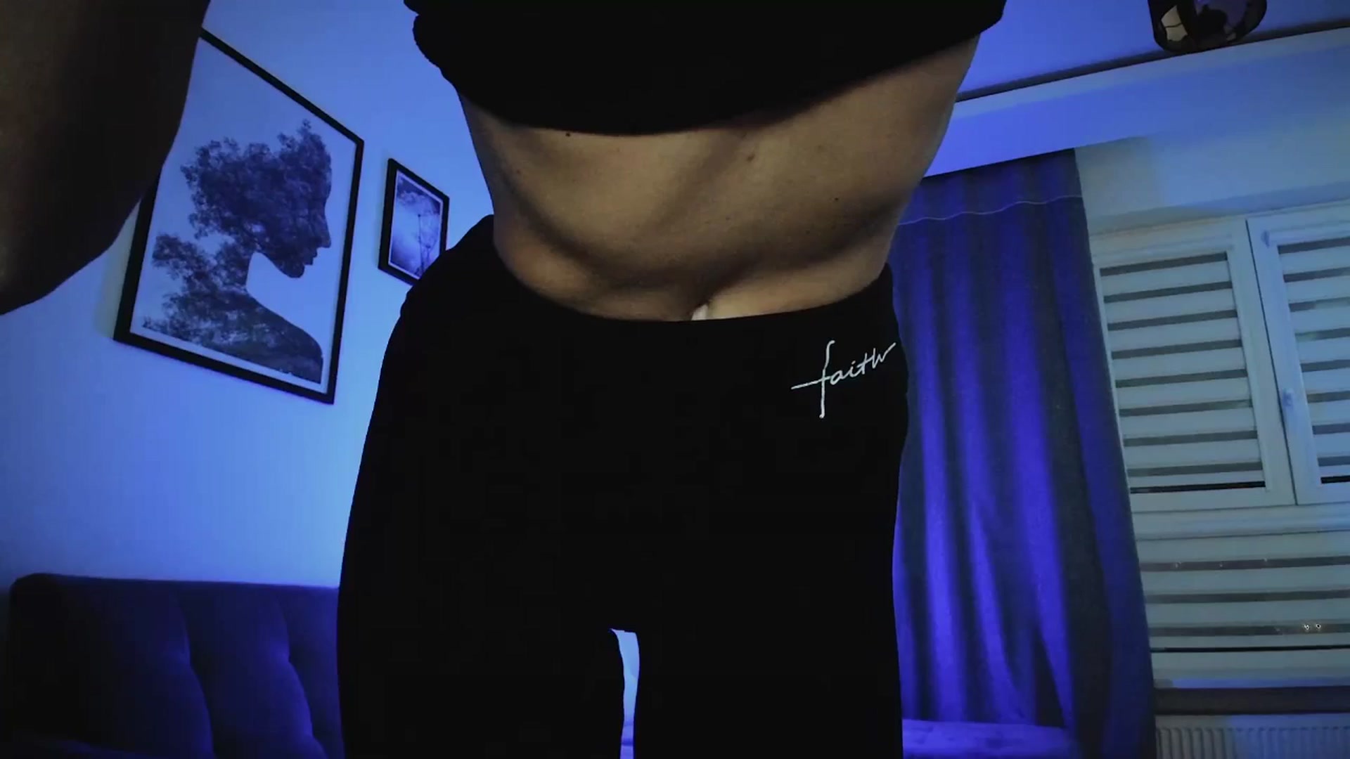 Gallery image thumbnail from Amber_Fry's myfreecams stream on, 03/20/2025, 18:46 image 4 of 20
