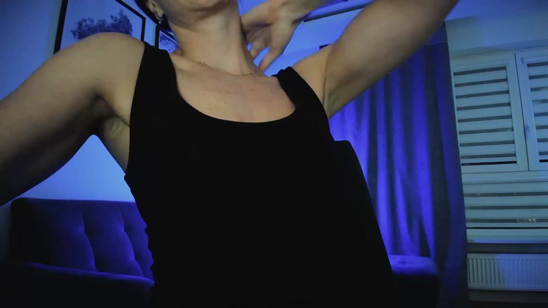 Gallery image thumbnail from Amber_Fry's myfreecams stream on, 03/20/2025, 18:46 image 3 of 20