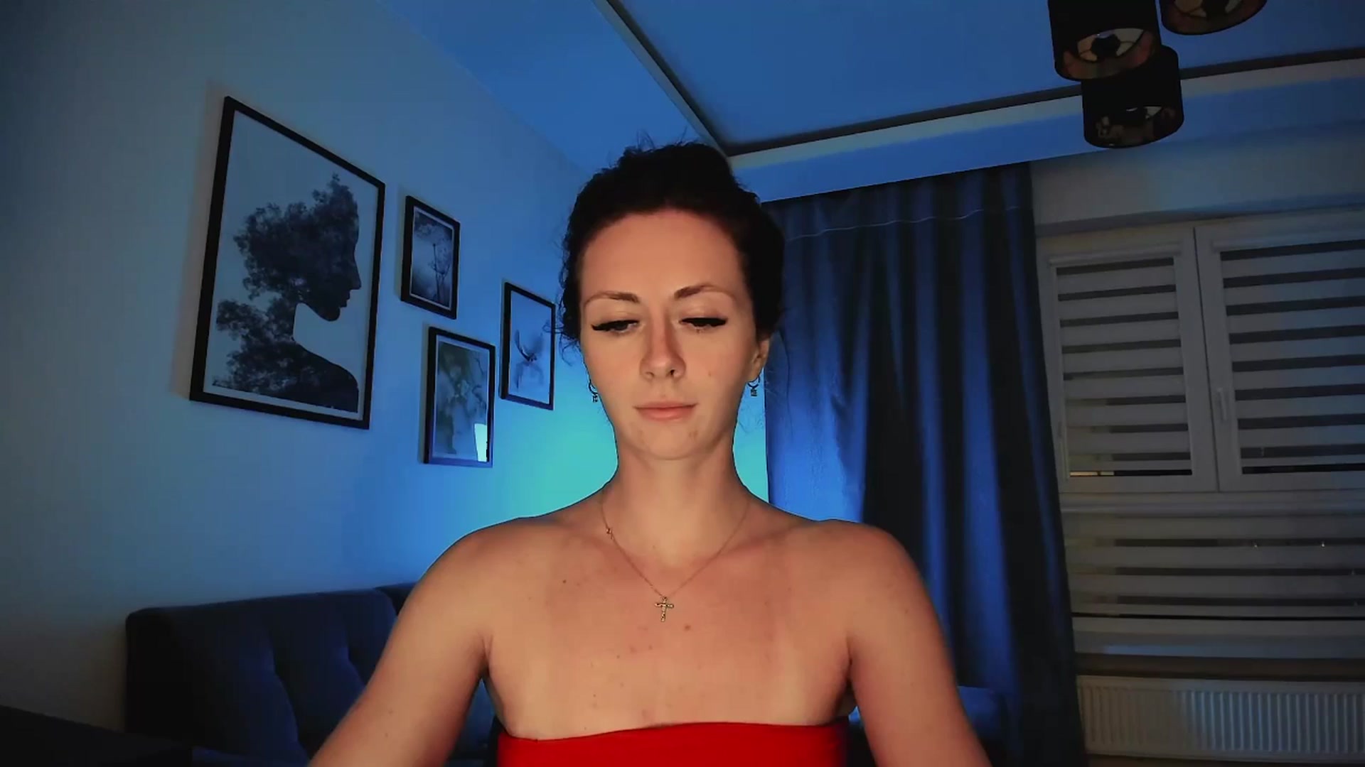 Gallery image thumbnail from Amber_Fry's myfreecams stream on, 03/22/2025, 19:34 image 18 of 20