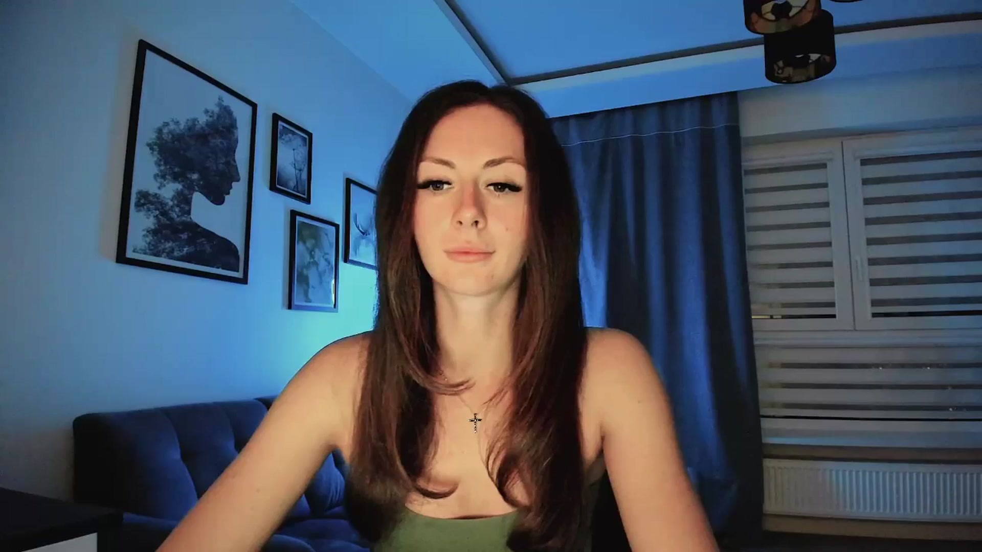 Gallery image thumbnail from Amber_Fry's myfreecams stream on, 03/23/2025, 21:21 image 3 of 20