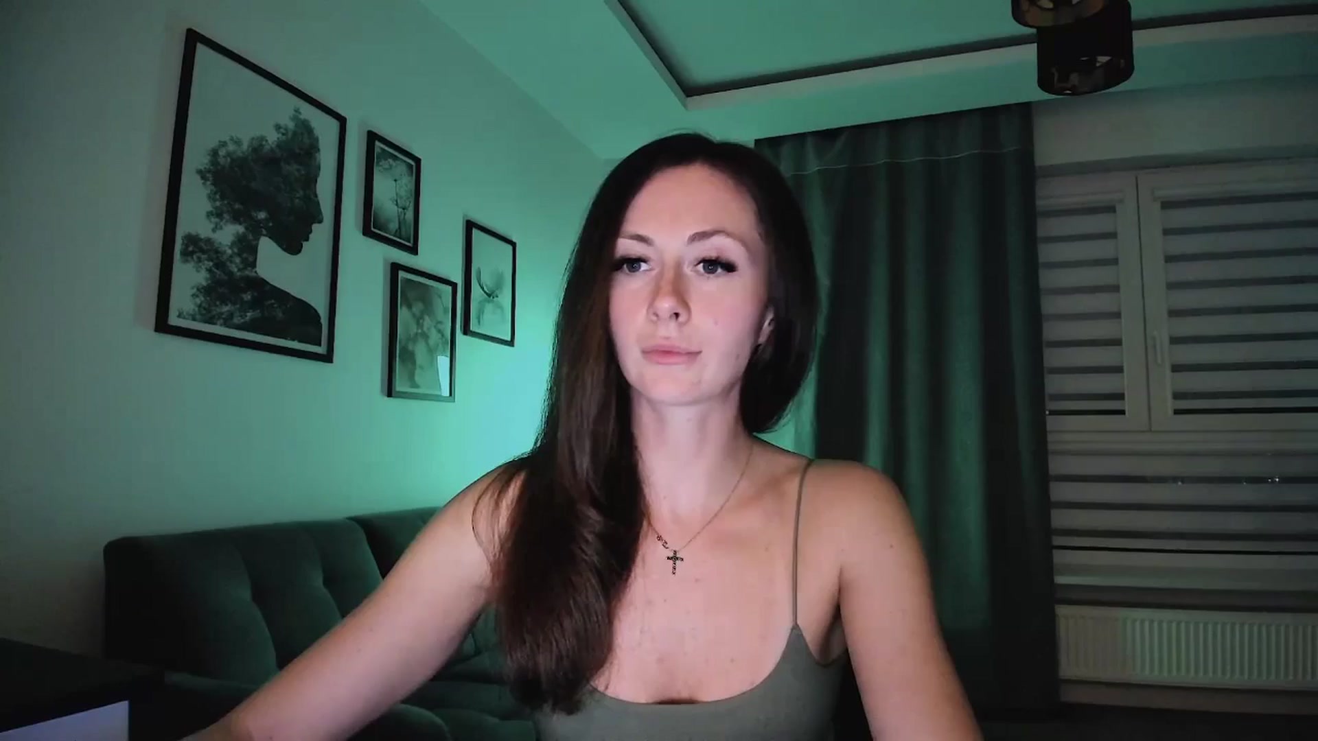 Gallery image thumbnail from Amber_Fry's myfreecams stream on, 03/31/2025, 19:08 image 18 of 20