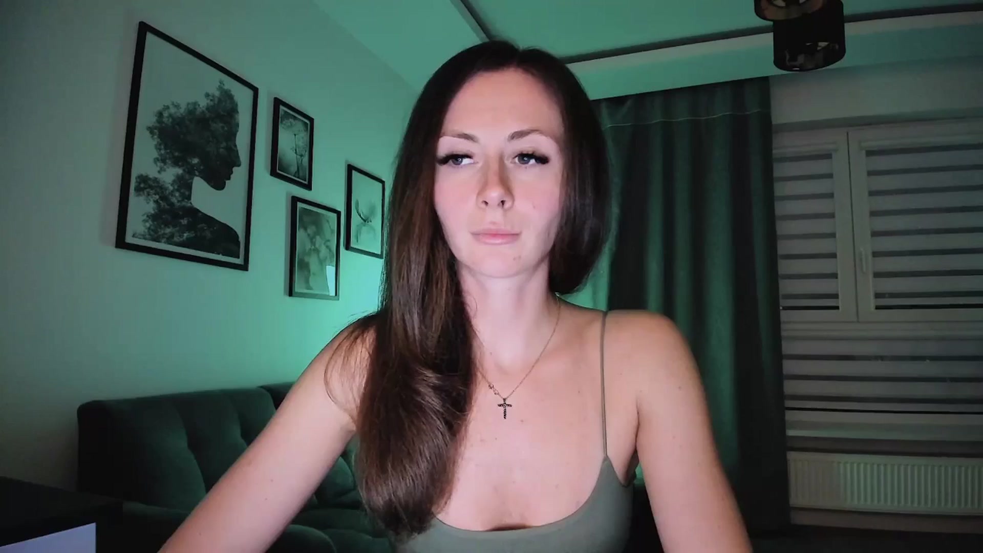 Gallery image thumbnail from Amber_Fry's myfreecams stream on, 03/31/2025, 19:08 image 7 of 20