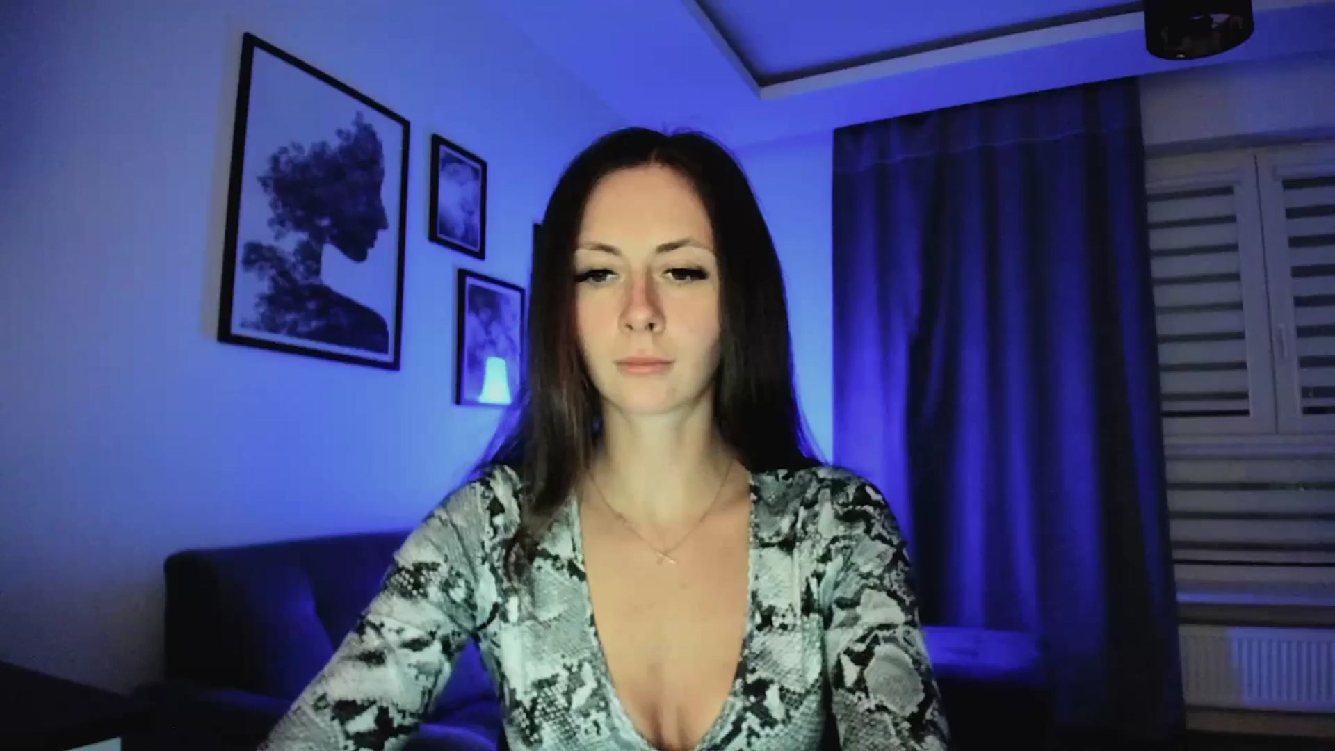 Gallery image thumbnail from Amber_Fry's myfreecams stream on, 04/01/2025, 21:09 image 5 of 20