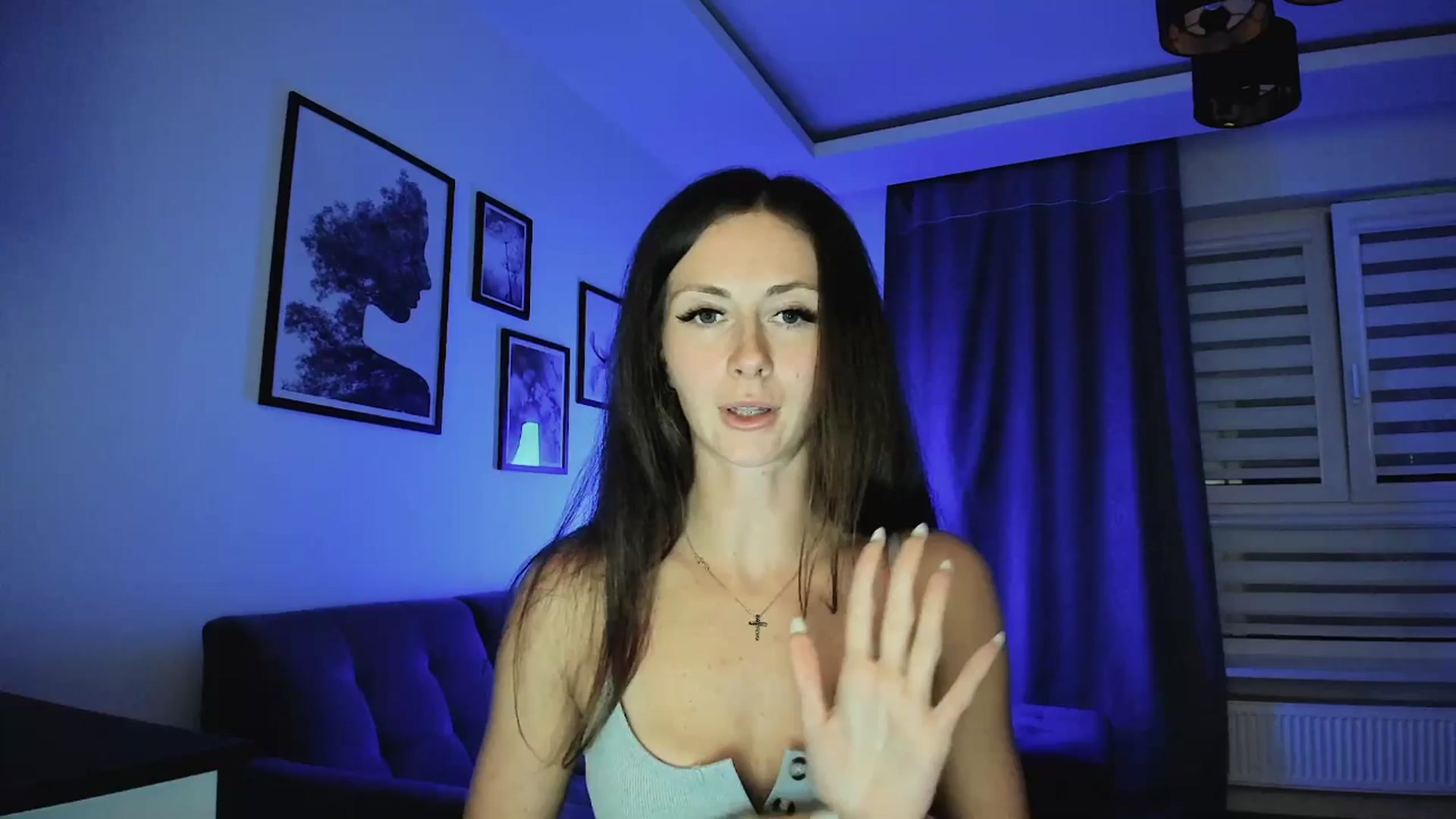 Gallery image thumbnail from Amber_Fry's myfreecams stream on, 04/02/2025, 18:59 image 16 of 20