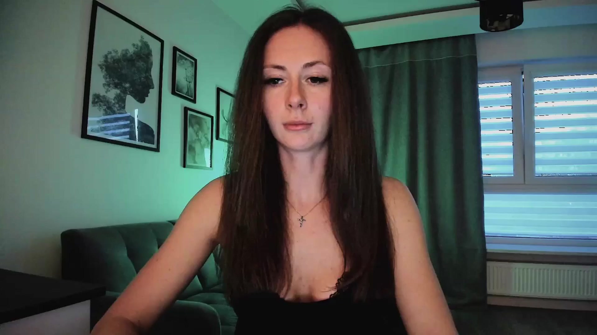 Gallery image thumbnail from Amber_Fry's myfreecams stream on, 04/04/2025, 19:22 image 2 of 20