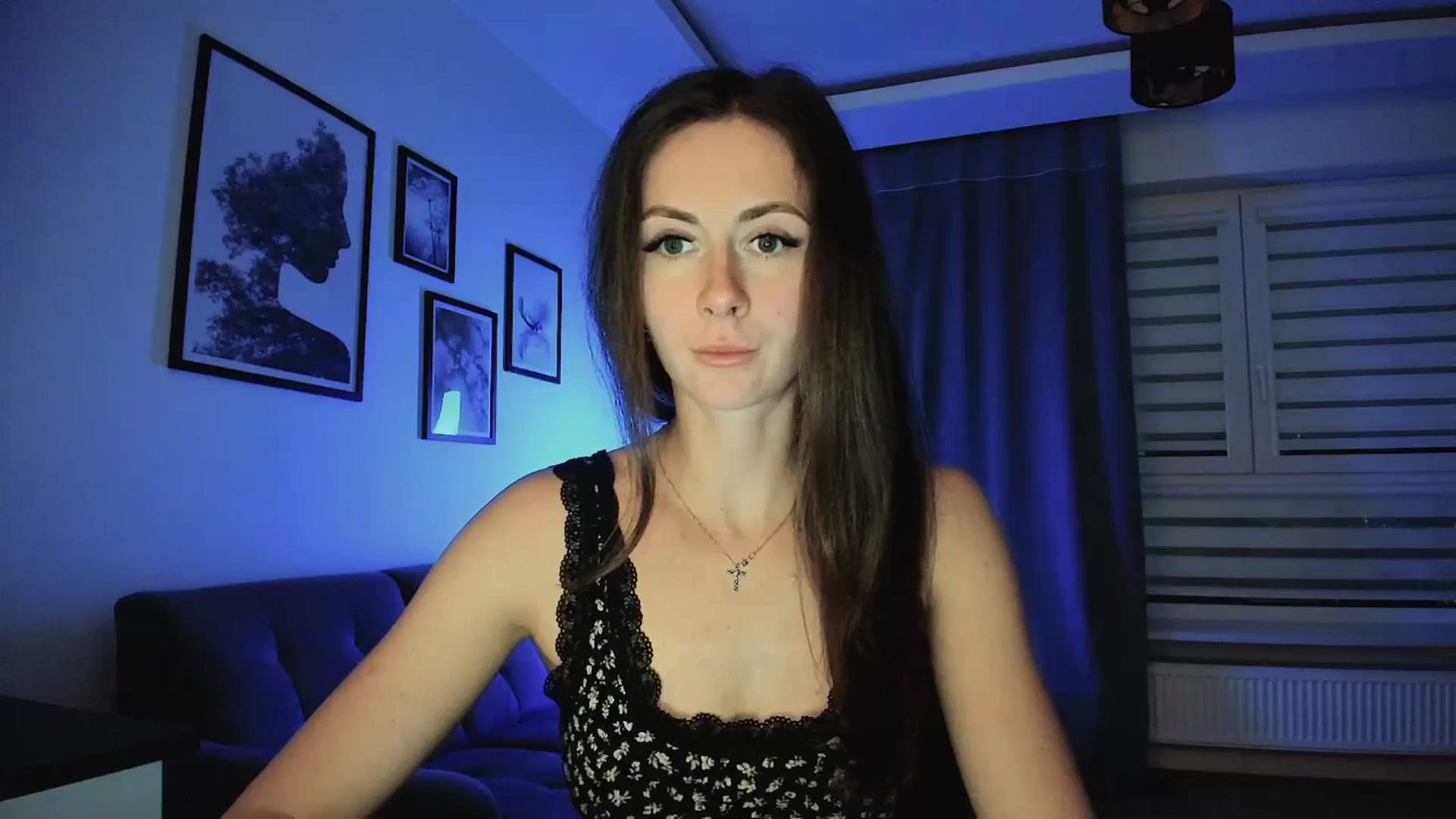 Gallery image thumbnail from Amber_Fry's myfreecams stream on, 04/07/2025, 20:27 image 1 of 20