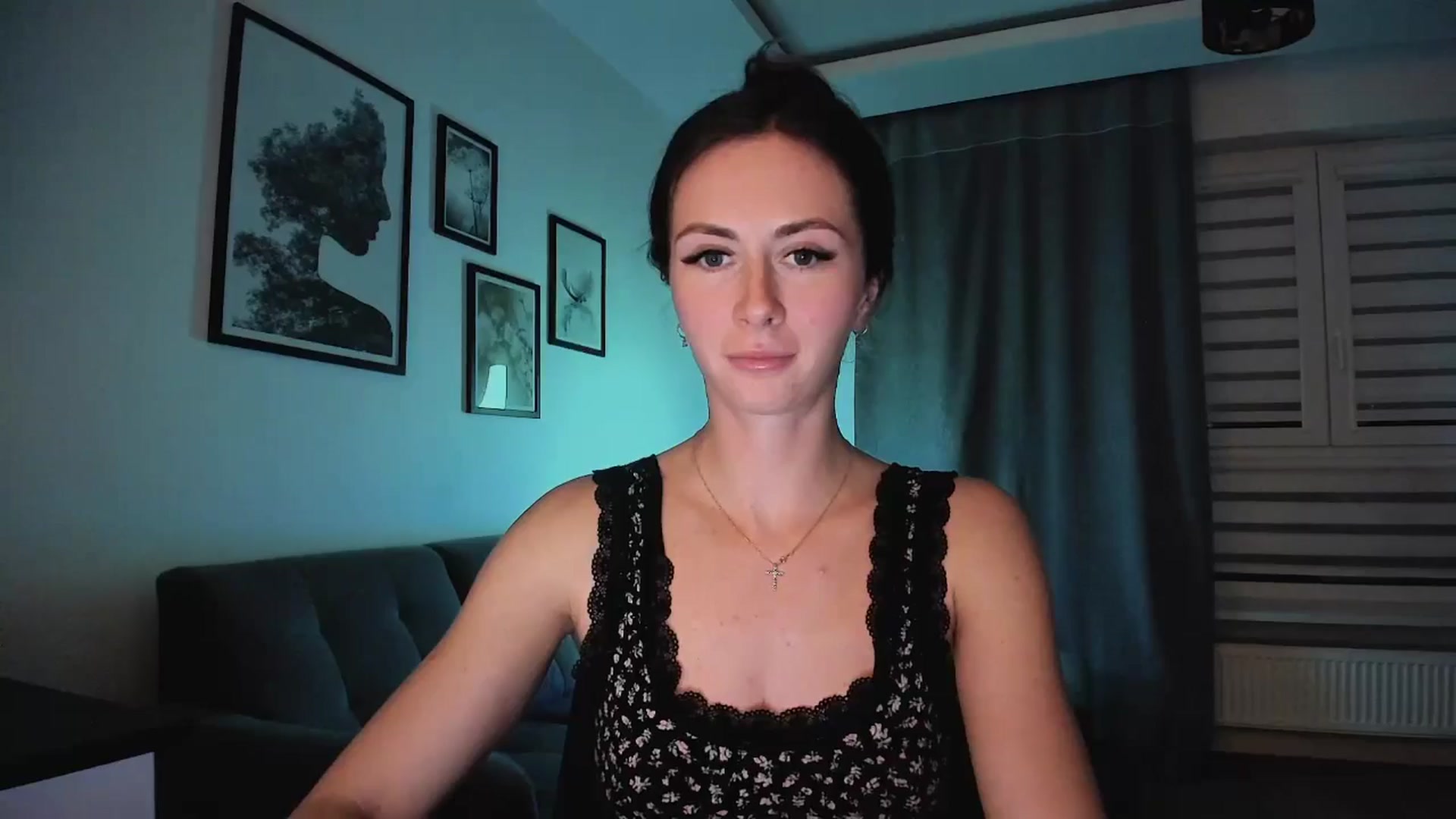 Gallery image thumbnail from Amber_Fry's myfreecams stream on, 04/07/2025, 20:27 image 13 of 20