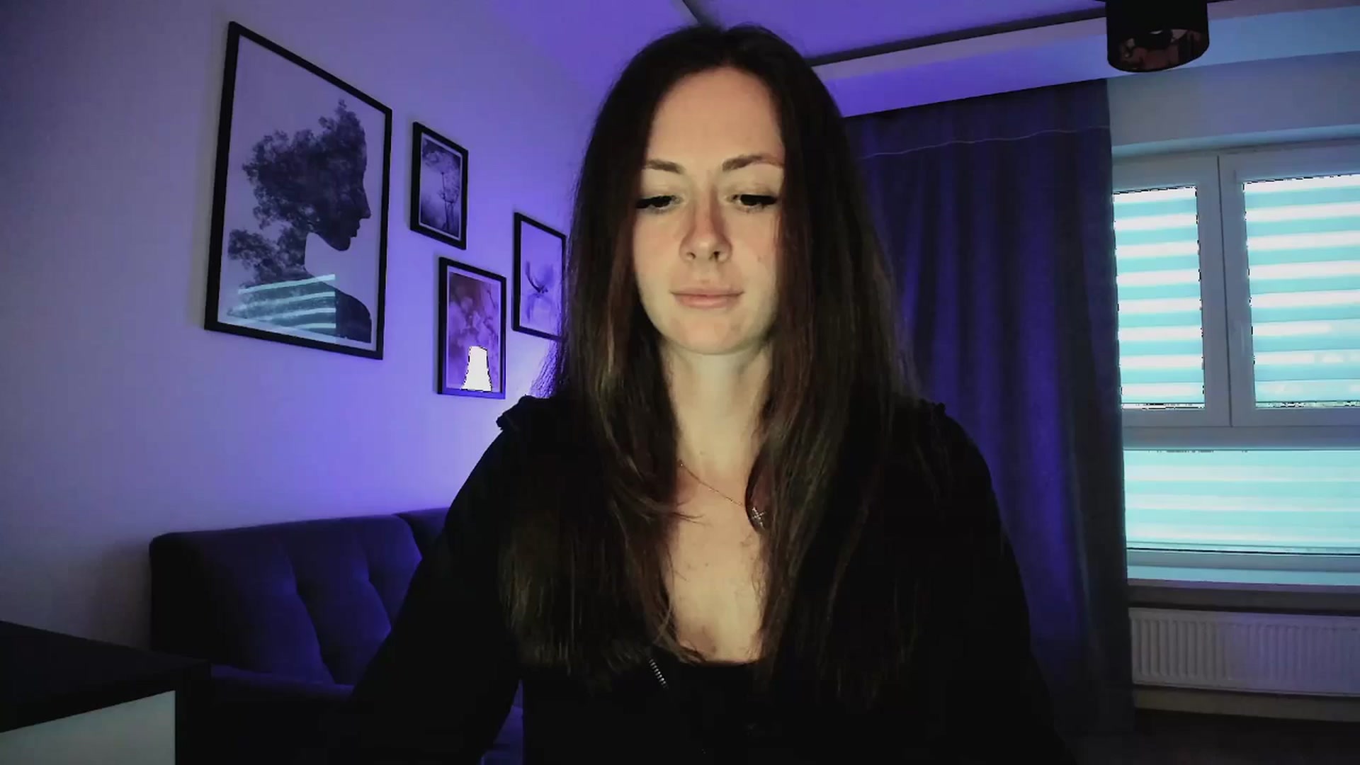 Gallery image thumbnail from Amber_Fry's myfreecams stream on, 04/12/2025, 18:27 image 1 of 20