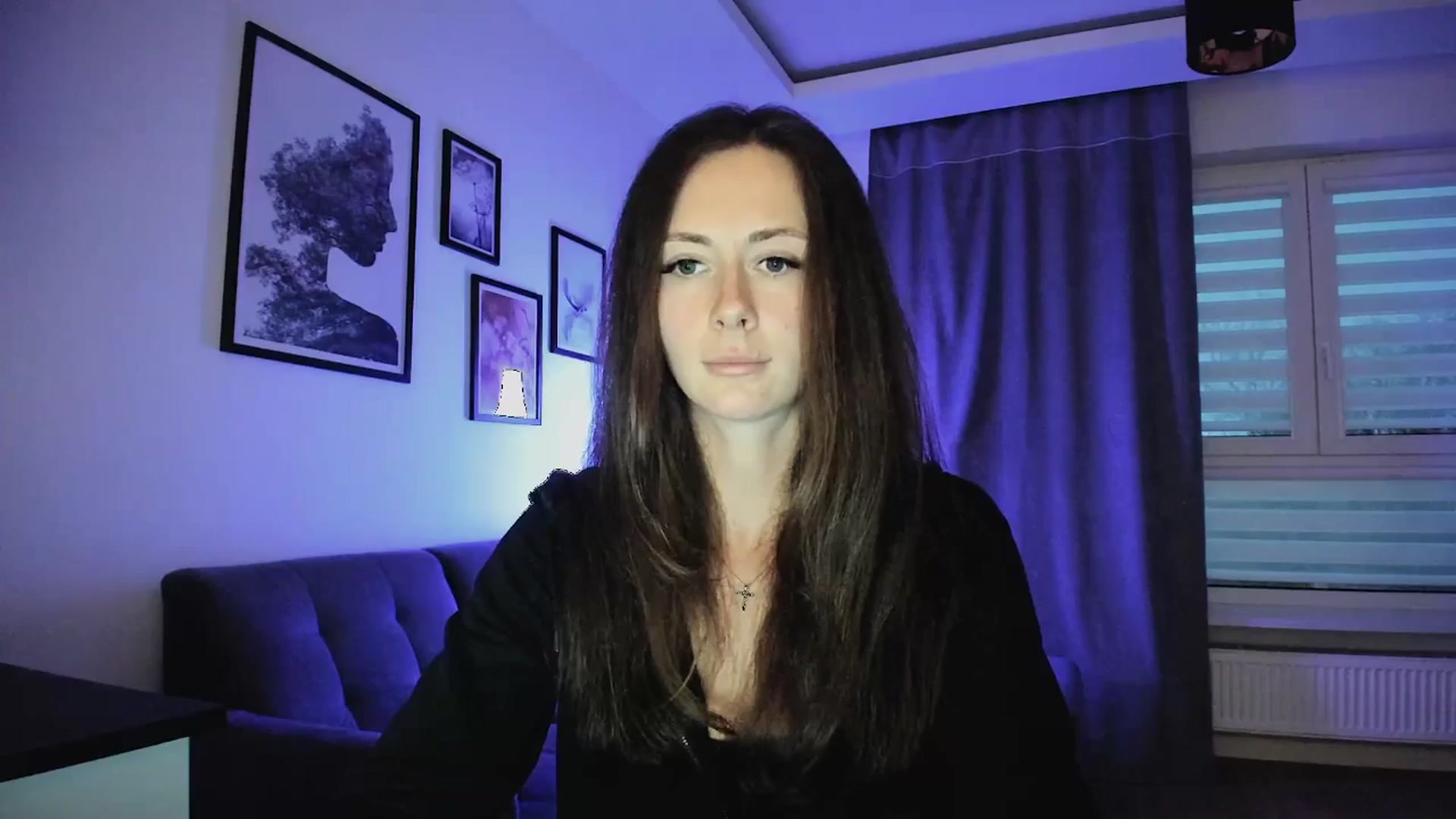 Gallery image thumbnail from Amber_Fry's myfreecams stream on, 04/12/2025, 18:27 image 9 of 20