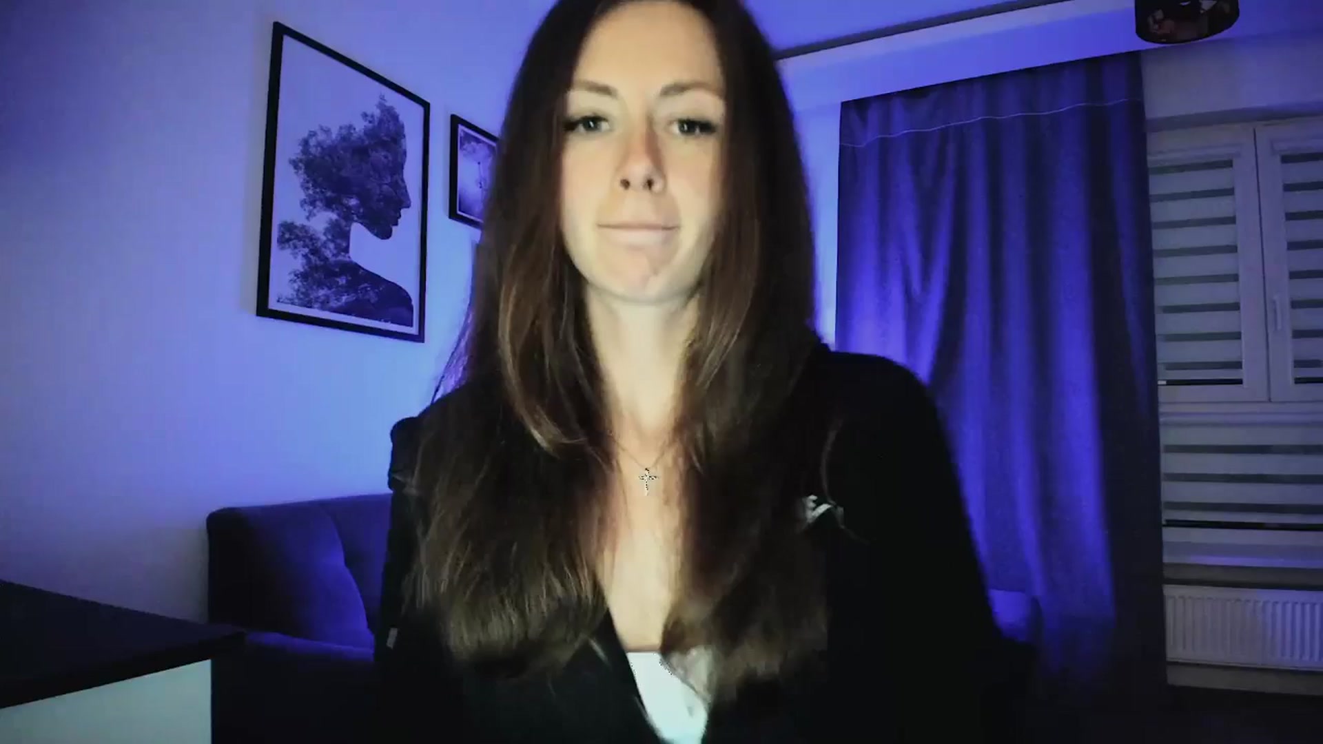 Gallery image thumbnail from Amber_Fry's myfreecams stream on, 04/12/2025, 20:07 image 8 of 20