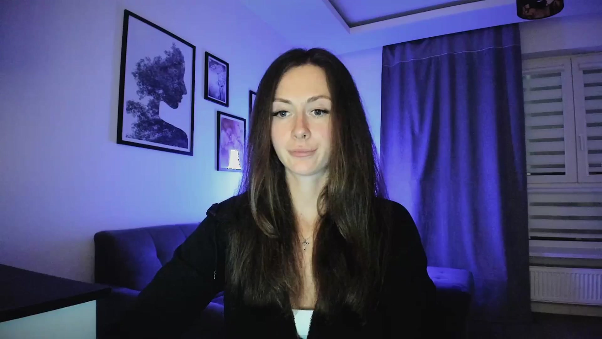 Gallery image thumbnail from Amber_Fry's myfreecams stream on, 04/12/2025, 20:07 image 15 of 20