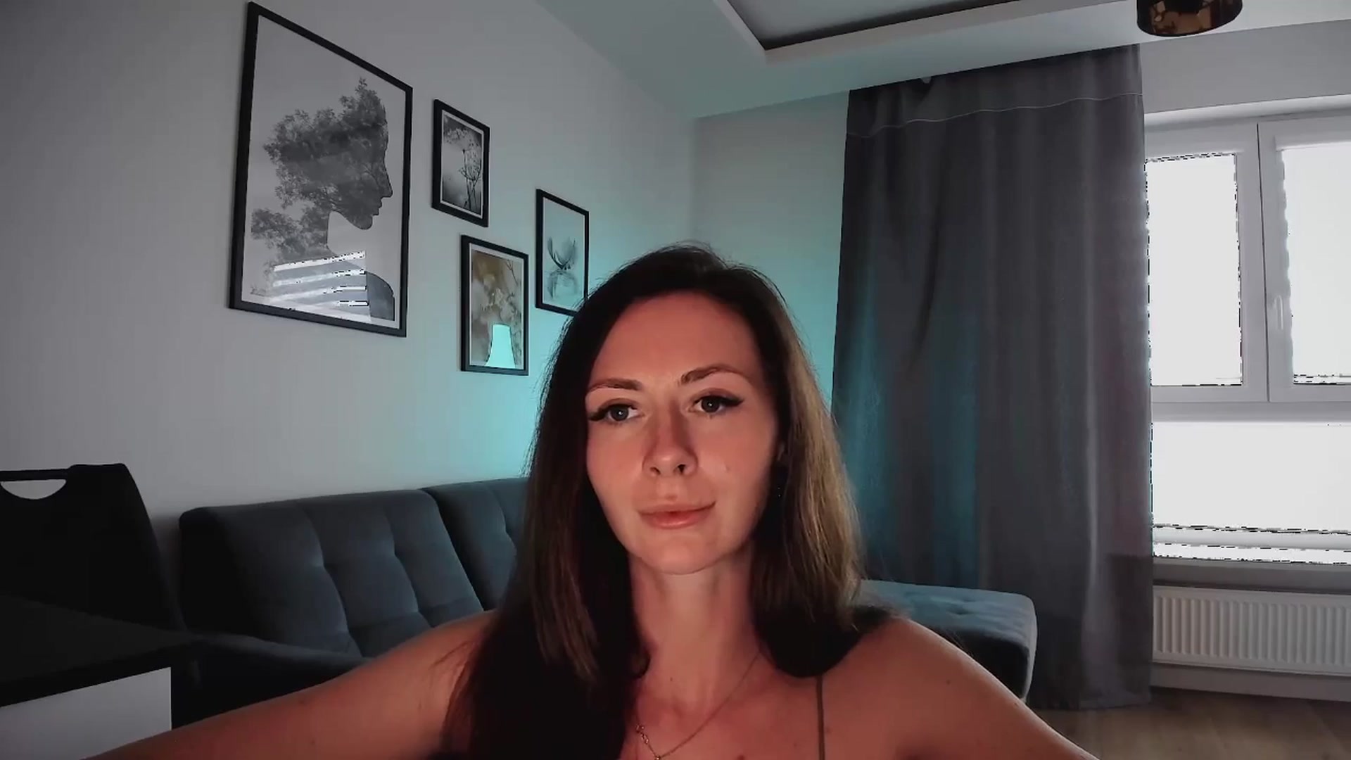 Gallery image thumbnail from Amber_Fry's myfreecams stream on, 04/15/2025, 17:12 image 8 of 20