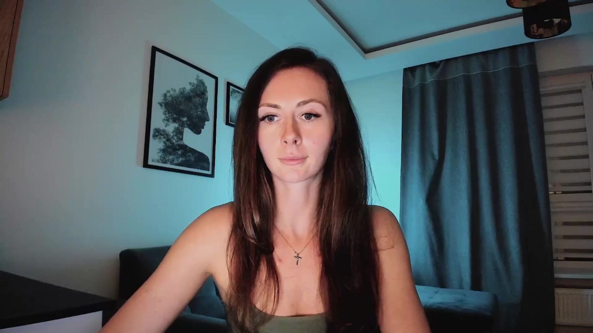 Gallery image thumbnail from Amber_Fry's myfreecams stream on, 04/15/2025, 18:35 image 9 of 20