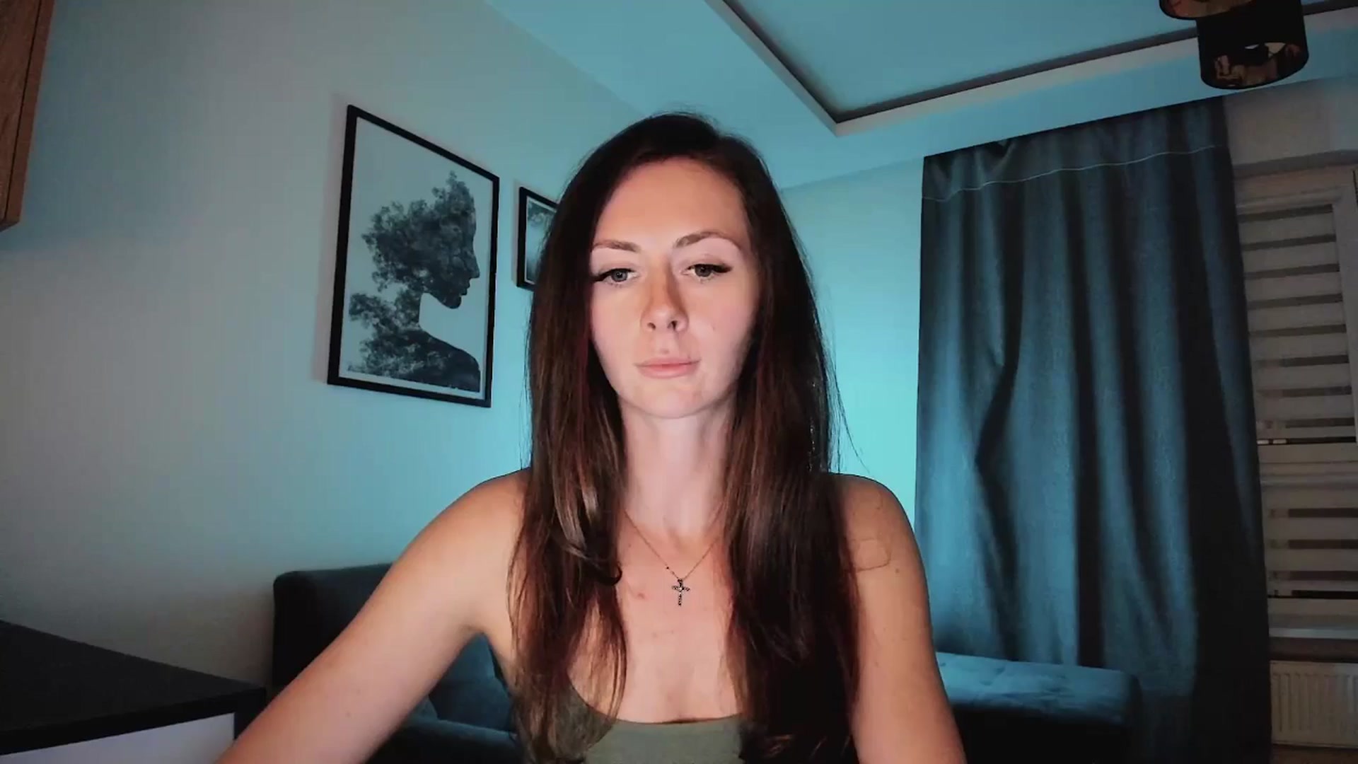 Gallery image thumbnail from Amber_Fry's myfreecams stream on, 04/15/2025, 18:35 image 14 of 20