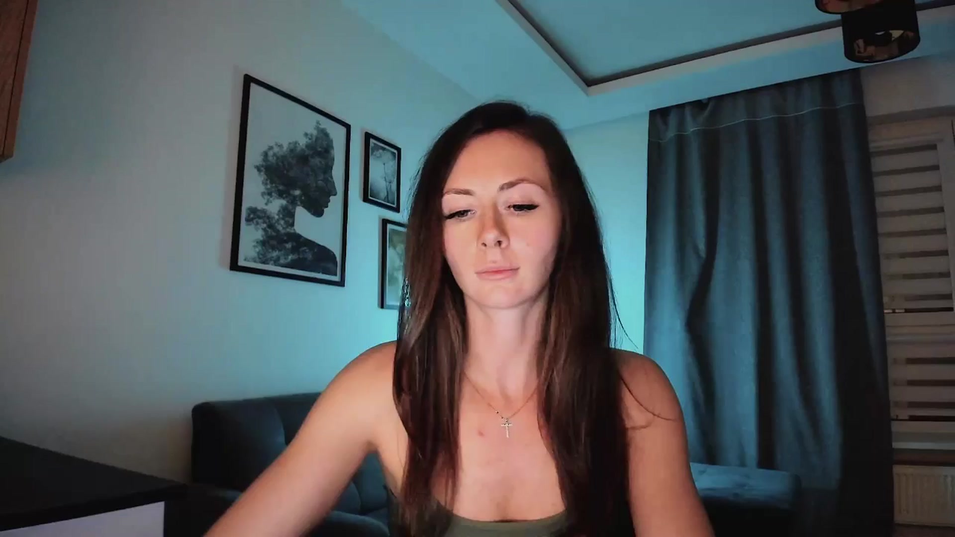Gallery image thumbnail from Amber_Fry's myfreecams stream on, 04/15/2025, 18:35 image 17 of 20