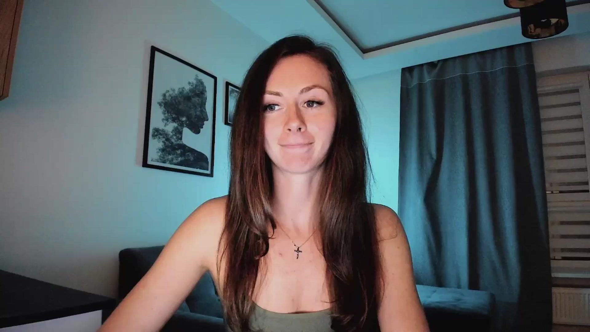 Gallery image thumbnail from Amber_Fry's myfreecams stream on, 04/15/2025, 18:35 image 2 of 20