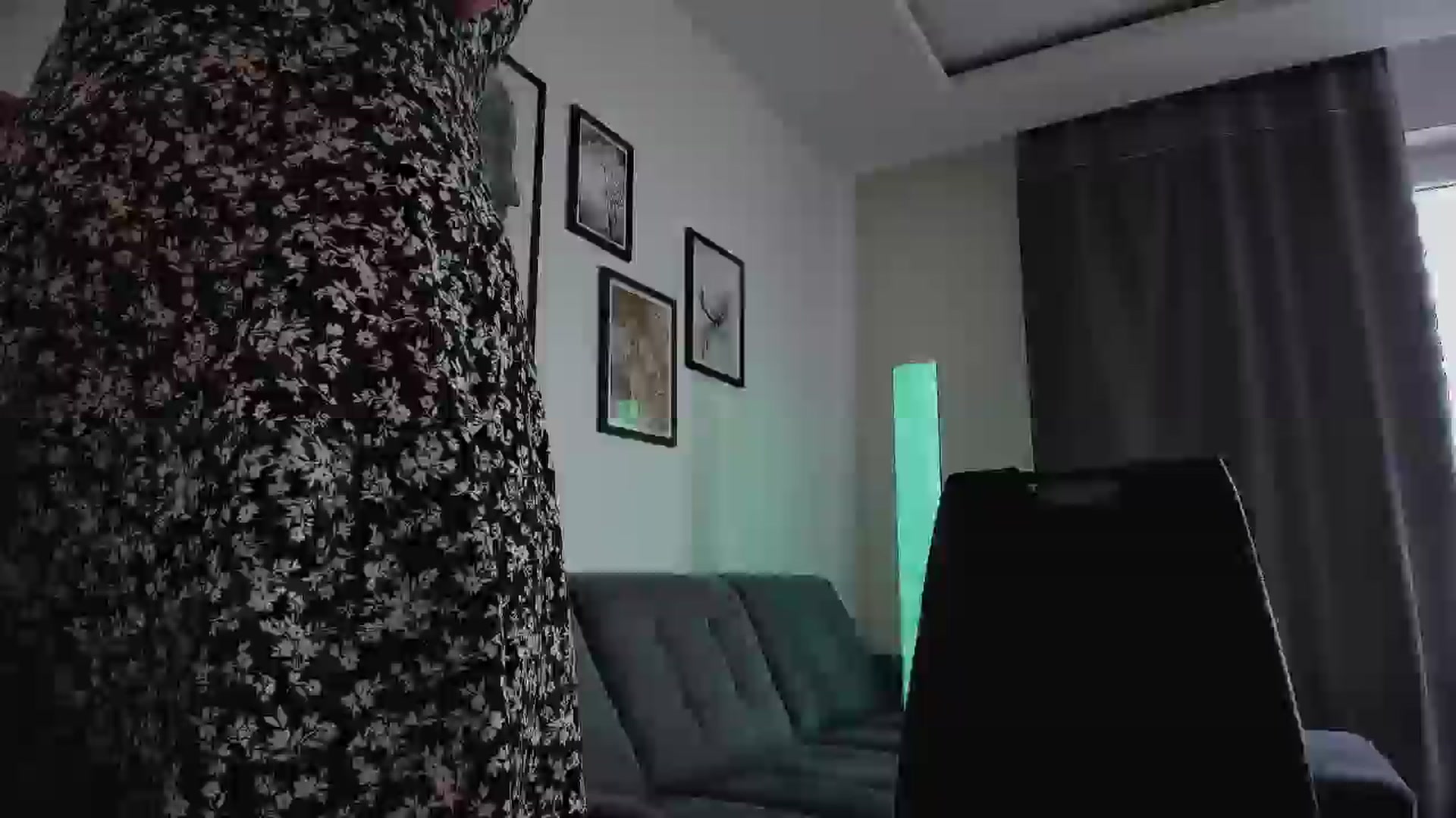 Gallery image thumbnail from Amber_Fry's myfreecams stream on, 04/17/2025, 15:35 image 7 of 20