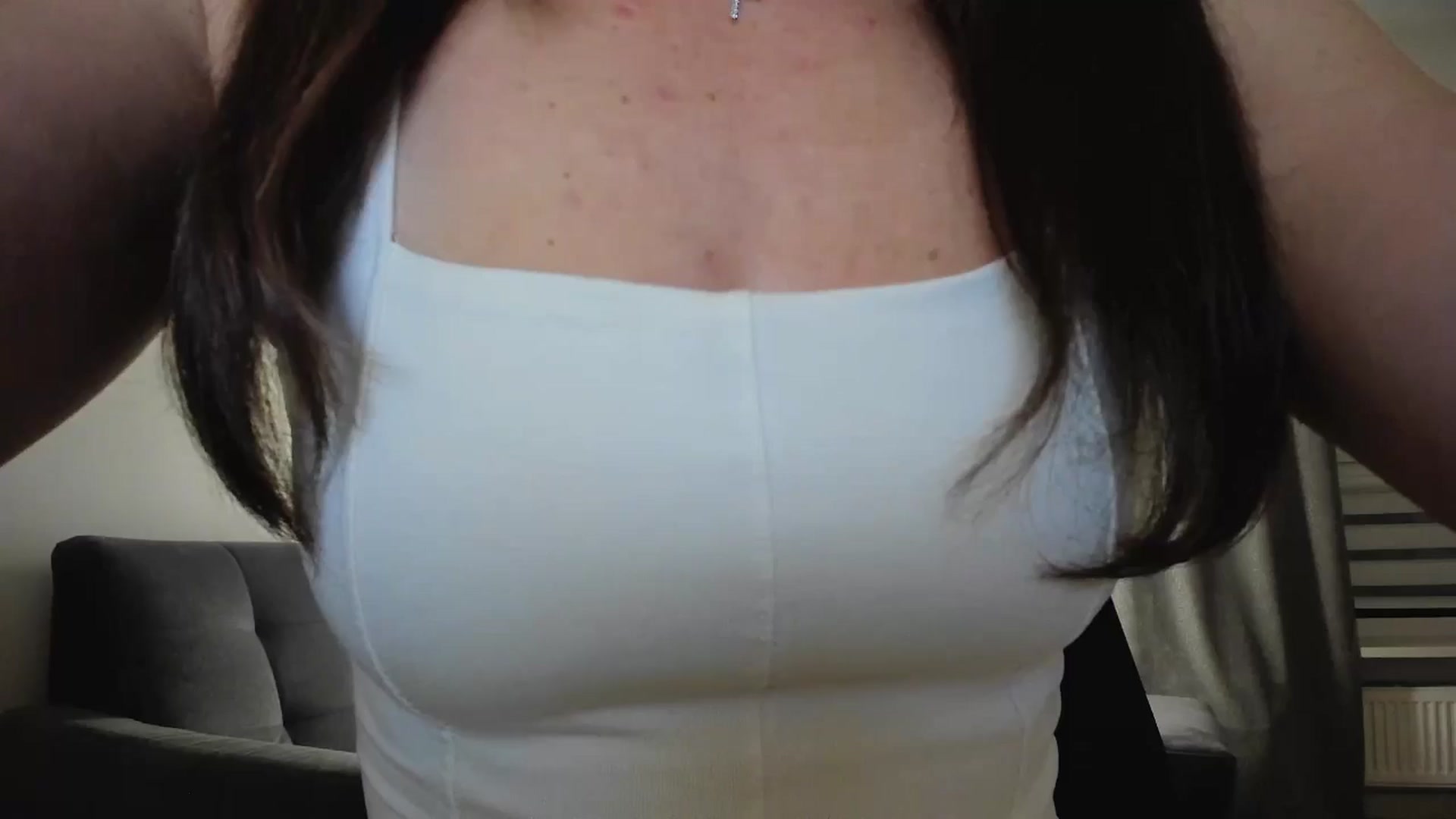 Gallery image thumbnail from Amber_Fry's myfreecams stream on, 04/18/2025, 20:58 image 3 of 20