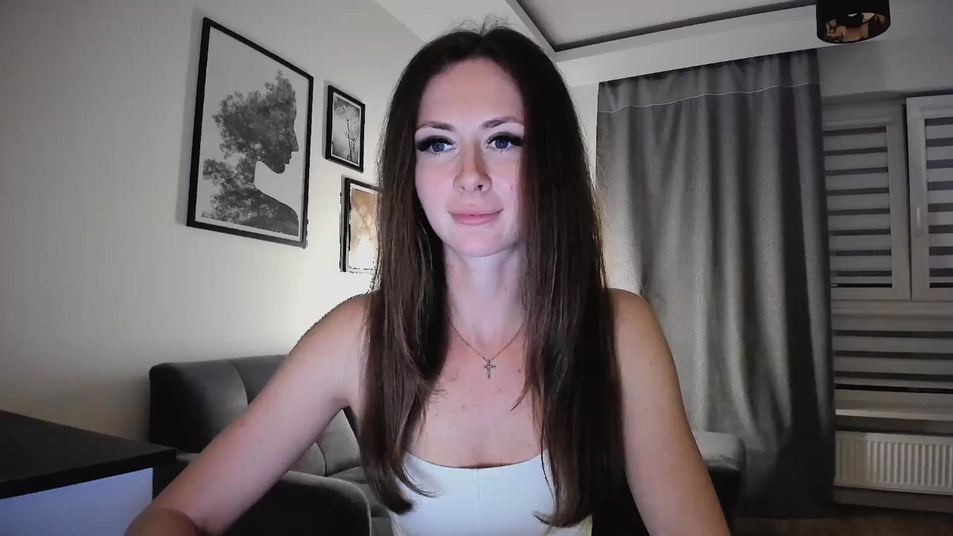 Gallery image thumbnail from Amber_Fry's myfreecams stream on, 04/18/2025, 20:58 image 1 of 20
