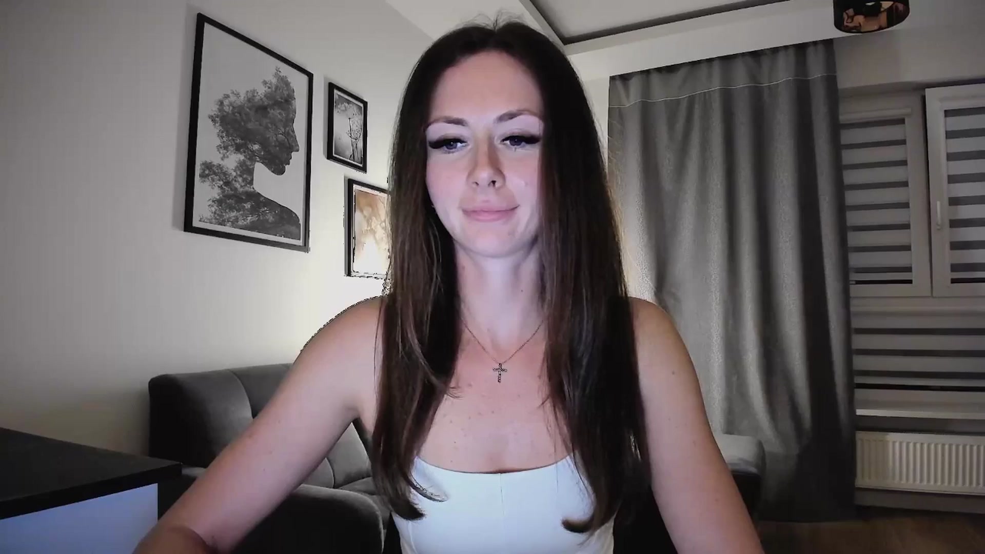 Gallery image thumbnail from Amber_Fry's myfreecams stream on, 04/18/2025, 20:58 image 4 of 20
