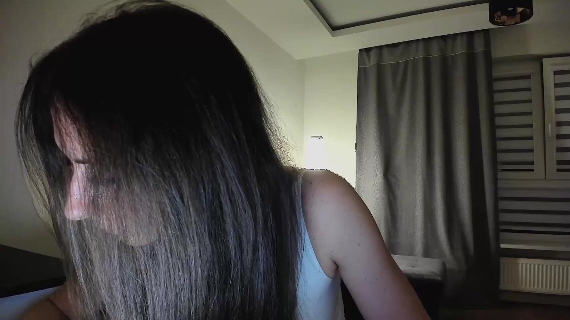 Gallery image thumbnail from Amber_Fry's myfreecams stream on, 04/18/2025, 20:58 image 2 of 20