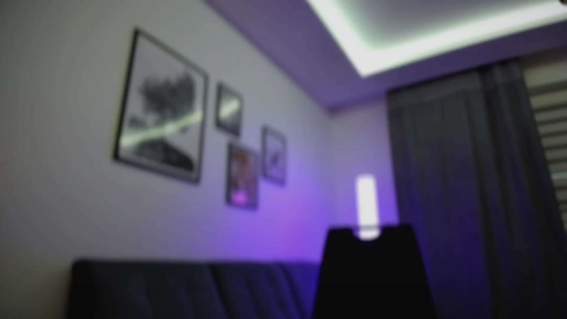 Gallery image thumbnail from Amber_Fry's myfreecams stream on, 04/19/2025, 20:03 image 9 of 20