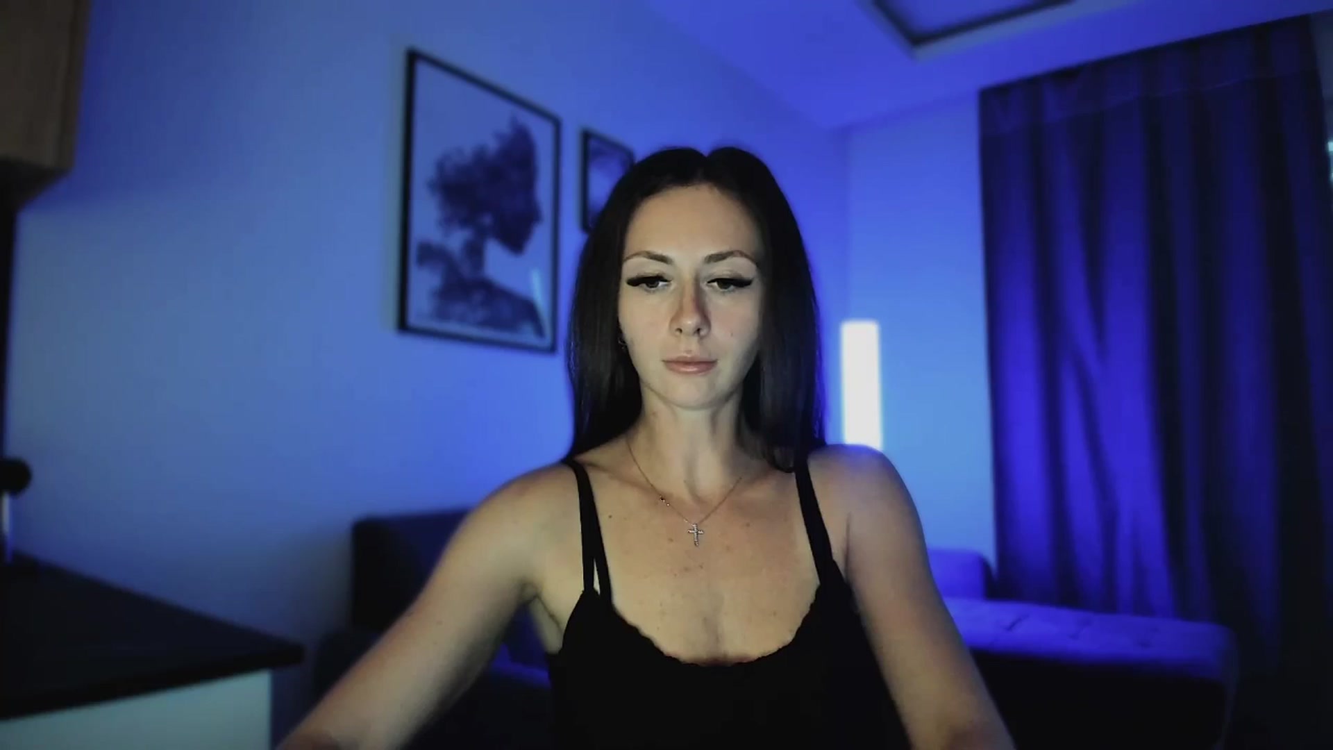 Gallery image thumbnail from Amber_Fry's myfreecams stream on, 04/21/2025, 18:06 image 3 of 20