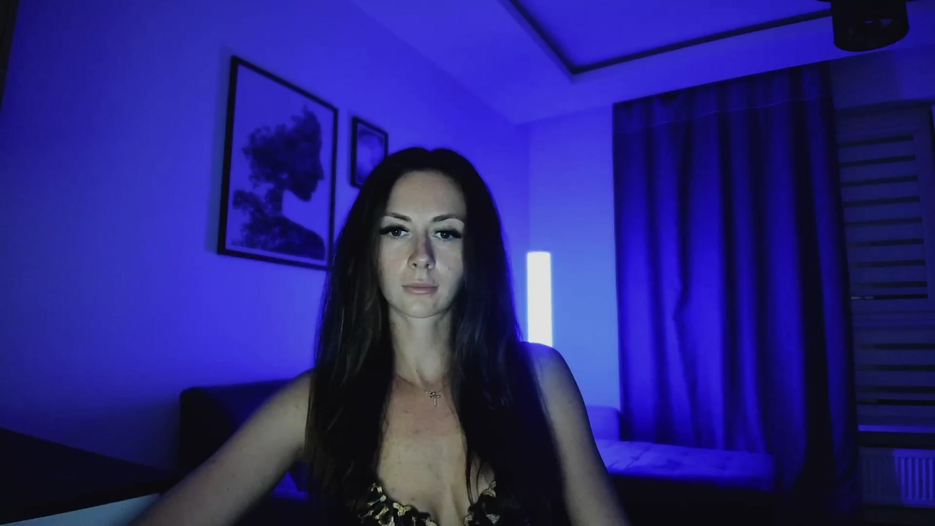 Gallery image thumbnail from Amber_Fry's myfreecams stream on, 04/22/2025, 20:55 image 17 of 20