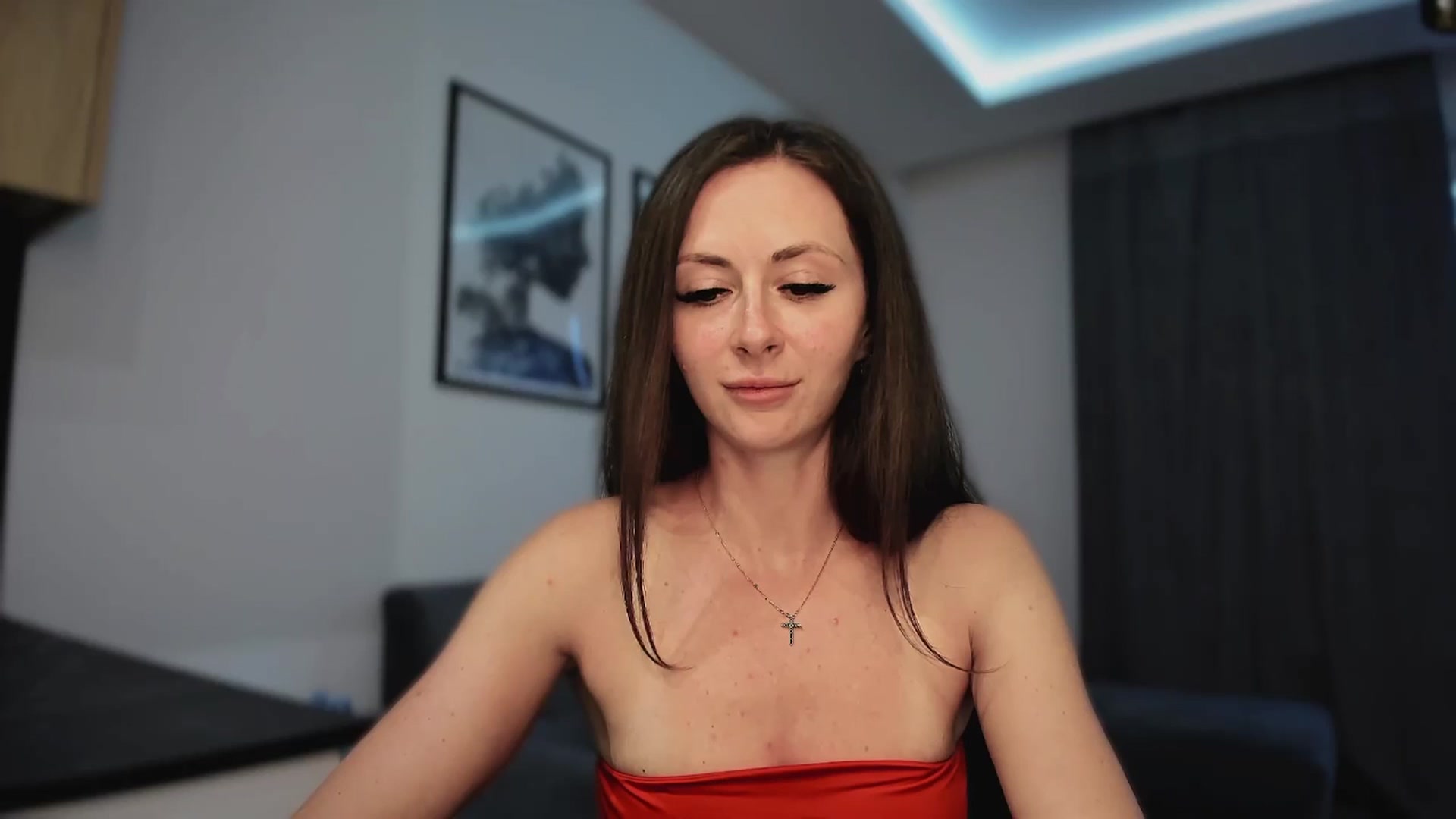 Gallery image thumbnail from Amber_Fry's myfreecams stream on, 04/24/2025, 17:44 image 3 of 20