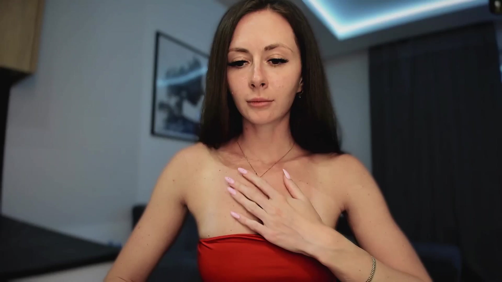 Gallery image thumbnail from Amber_Fry's myfreecams stream on, 04/24/2025, 17:44 image 15 of 20