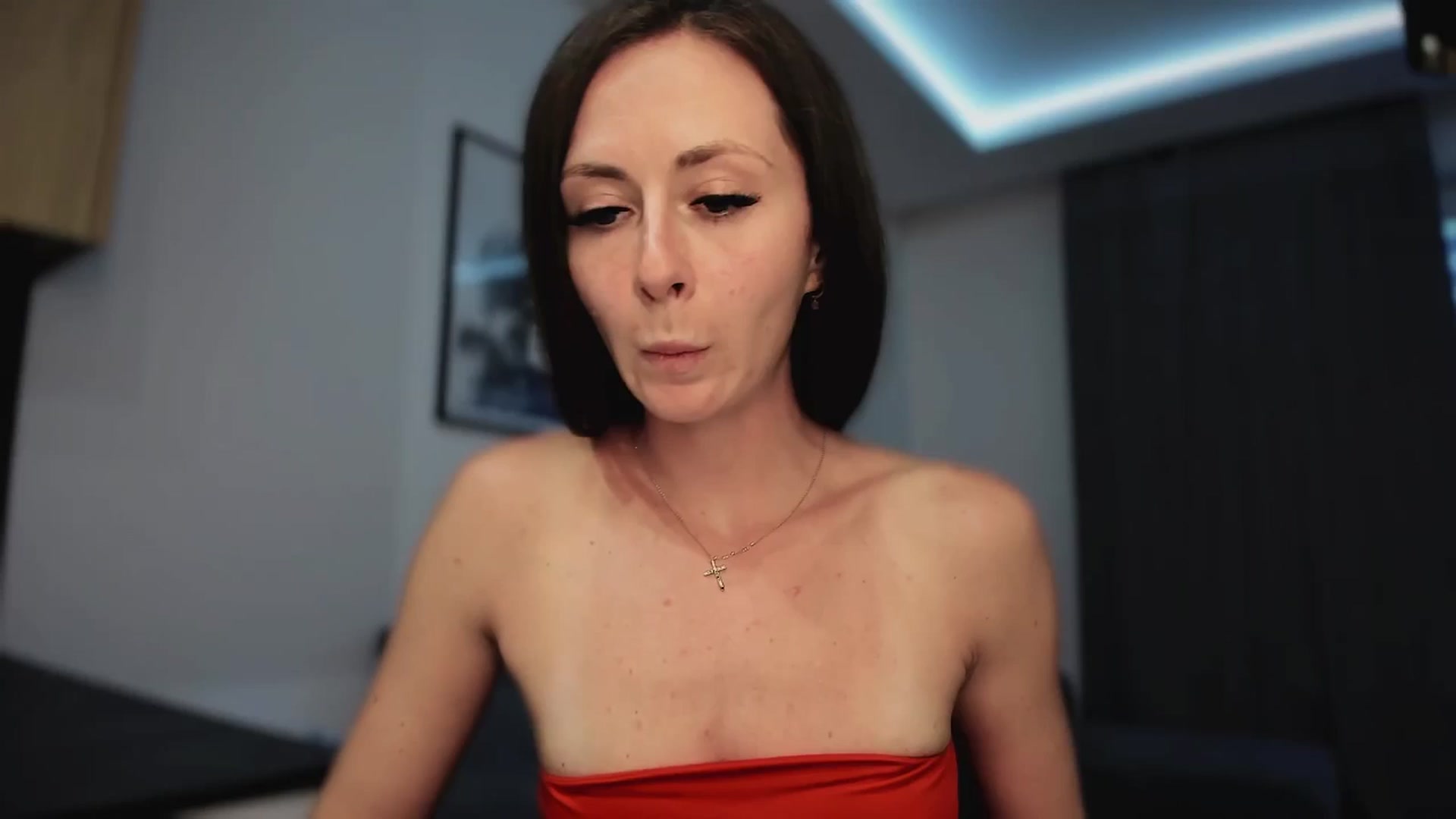 Gallery image thumbnail from Amber_Fry's myfreecams stream on, 04/24/2025, 17:44 image 17 of 20